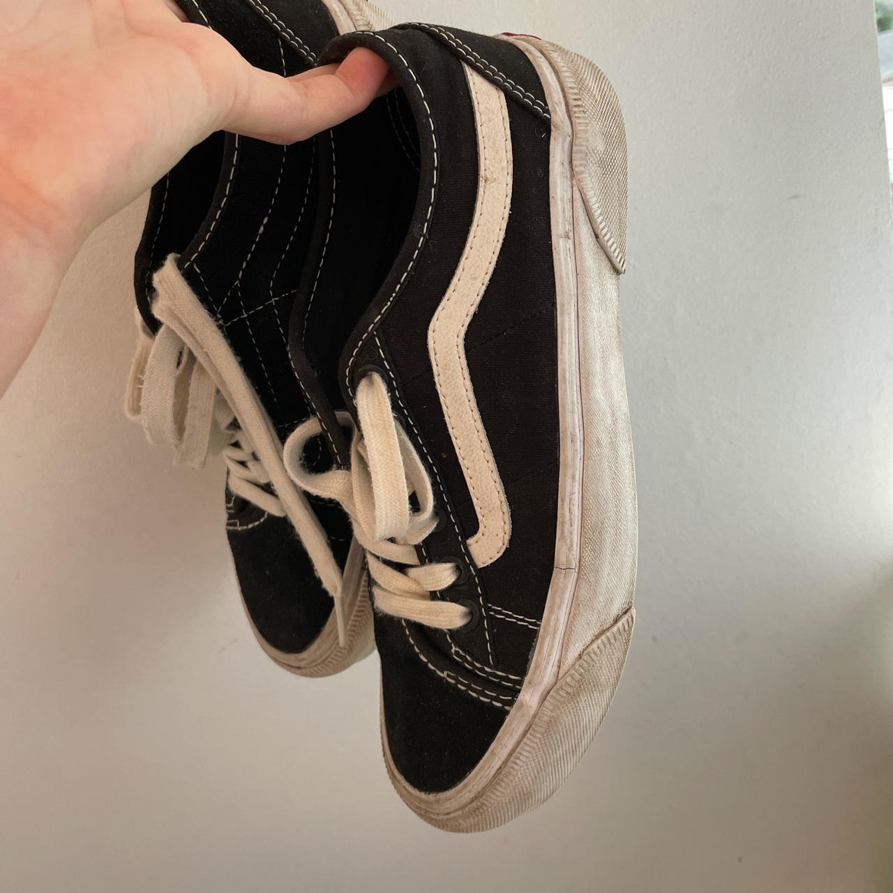 vans without white stitching