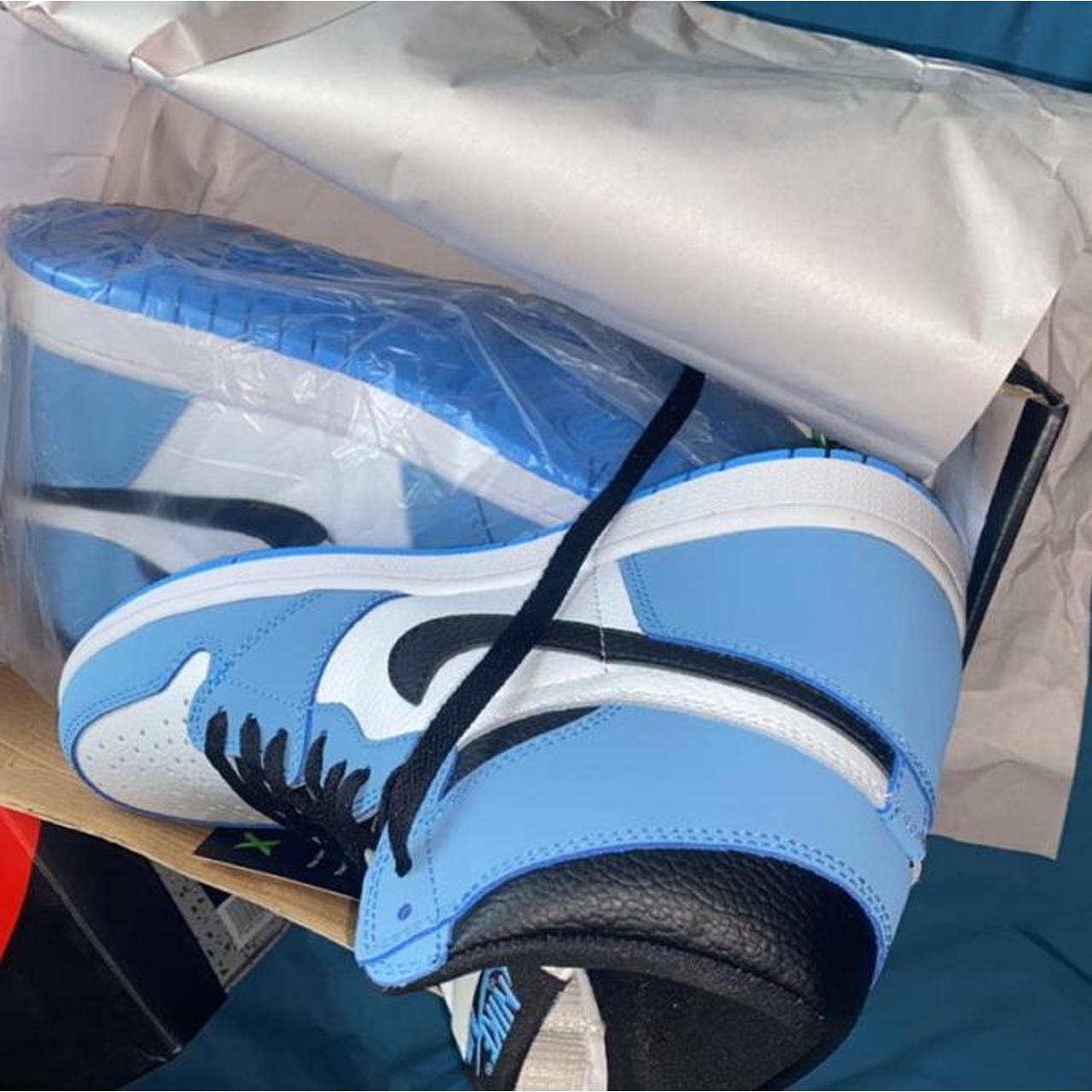 air jordan 1 university blue size 9