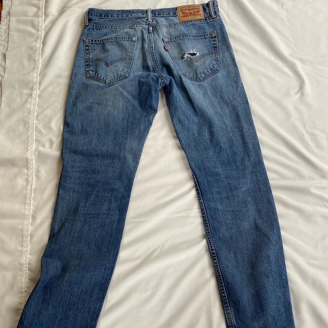 Levi's Women's Blue Jeans | Depop