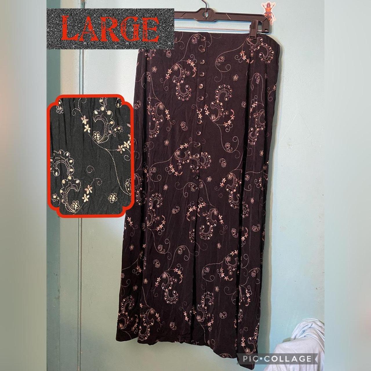 Product Image 1 - Slinky 90’s Maxi Skirt!
Super cute
