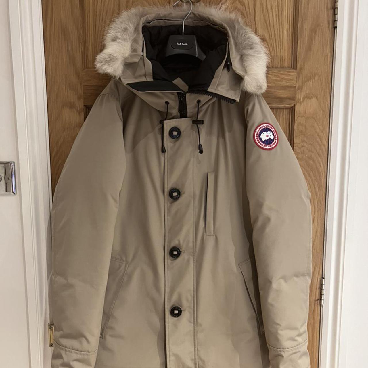 Canada goose chateau parka hotsell beige men's