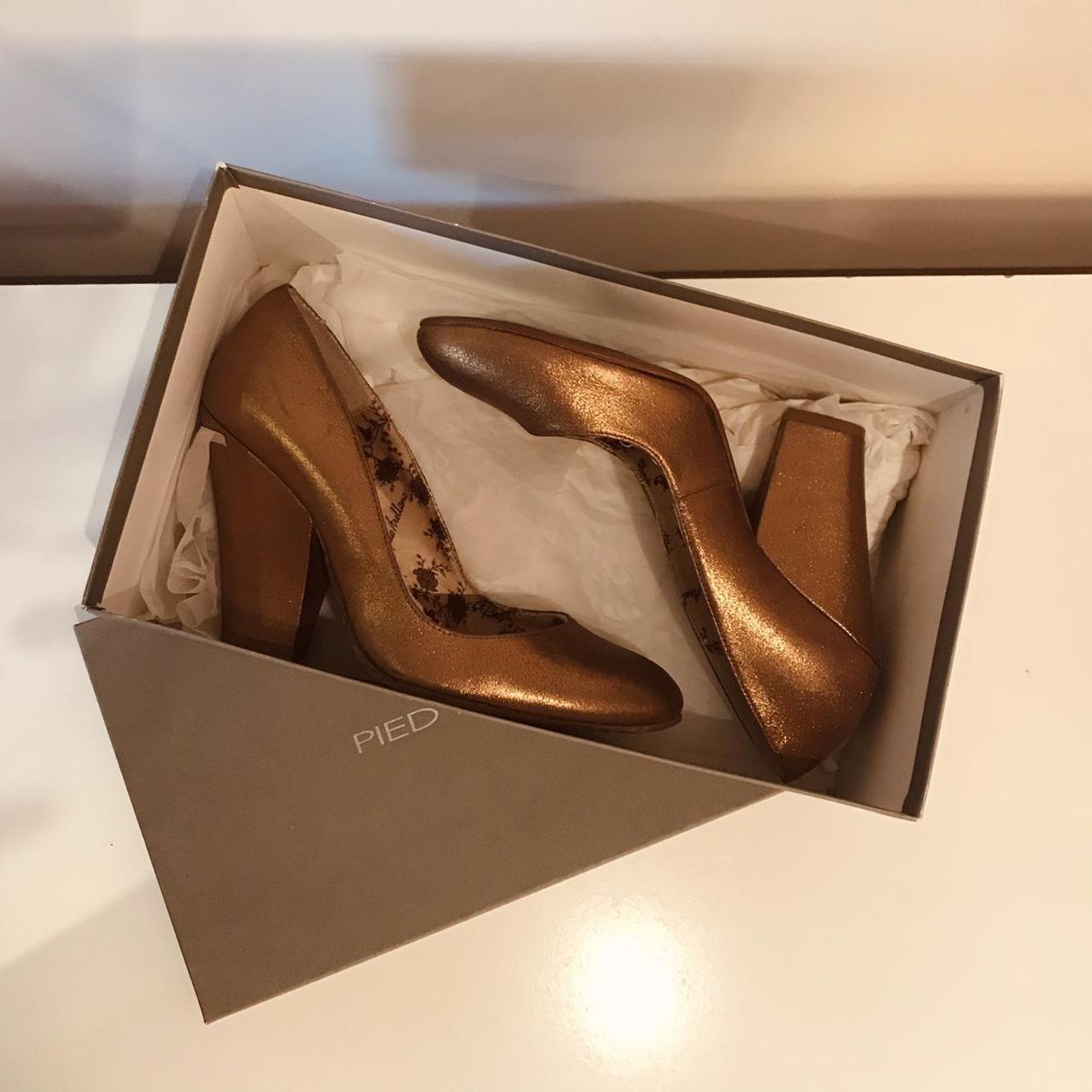 Kurt Geiger Women's Gold and Silver Courts | Depop