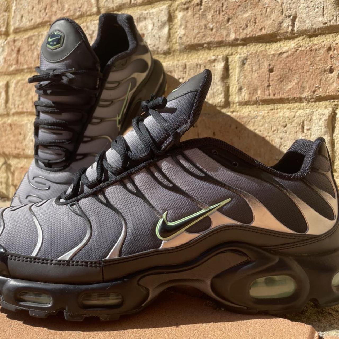 air max plus phantom