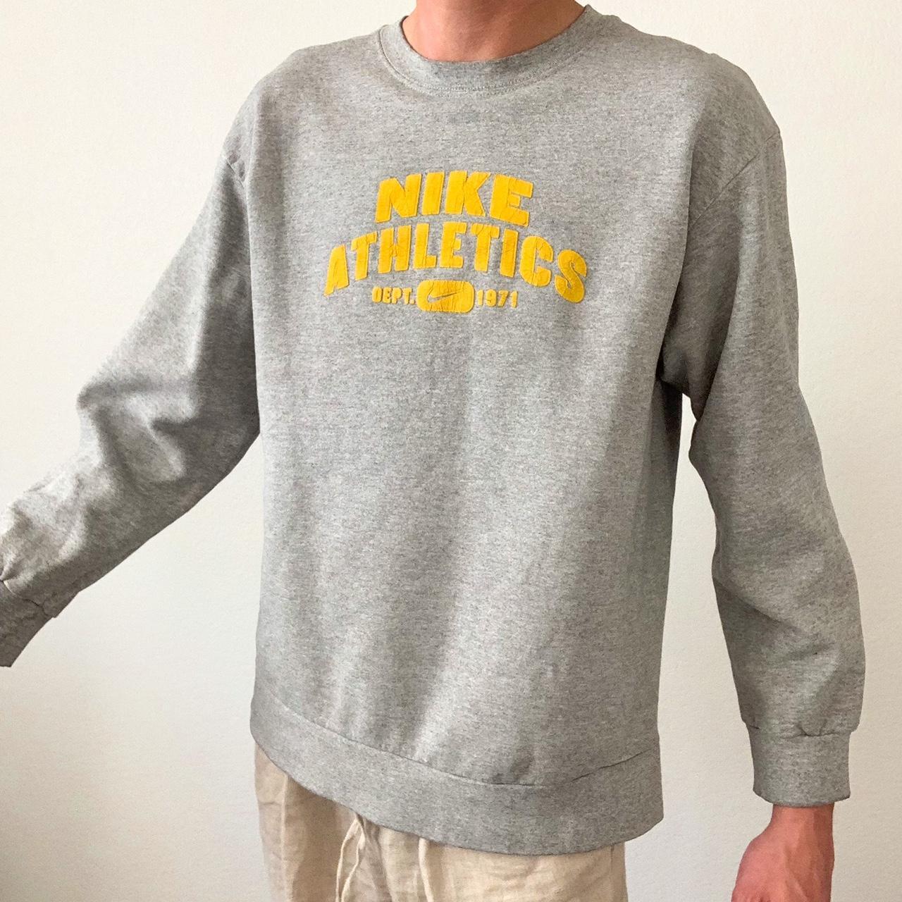 Nike Men's Grey and Yellow Jumper