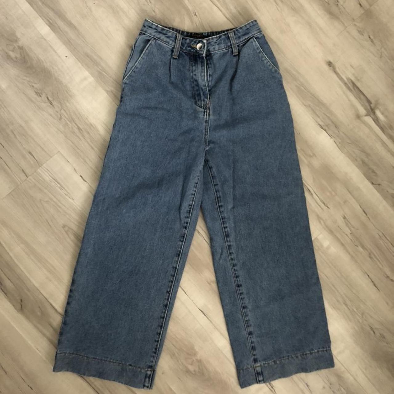 Forever 21 Women's Blue and Navy Jeans | Depop