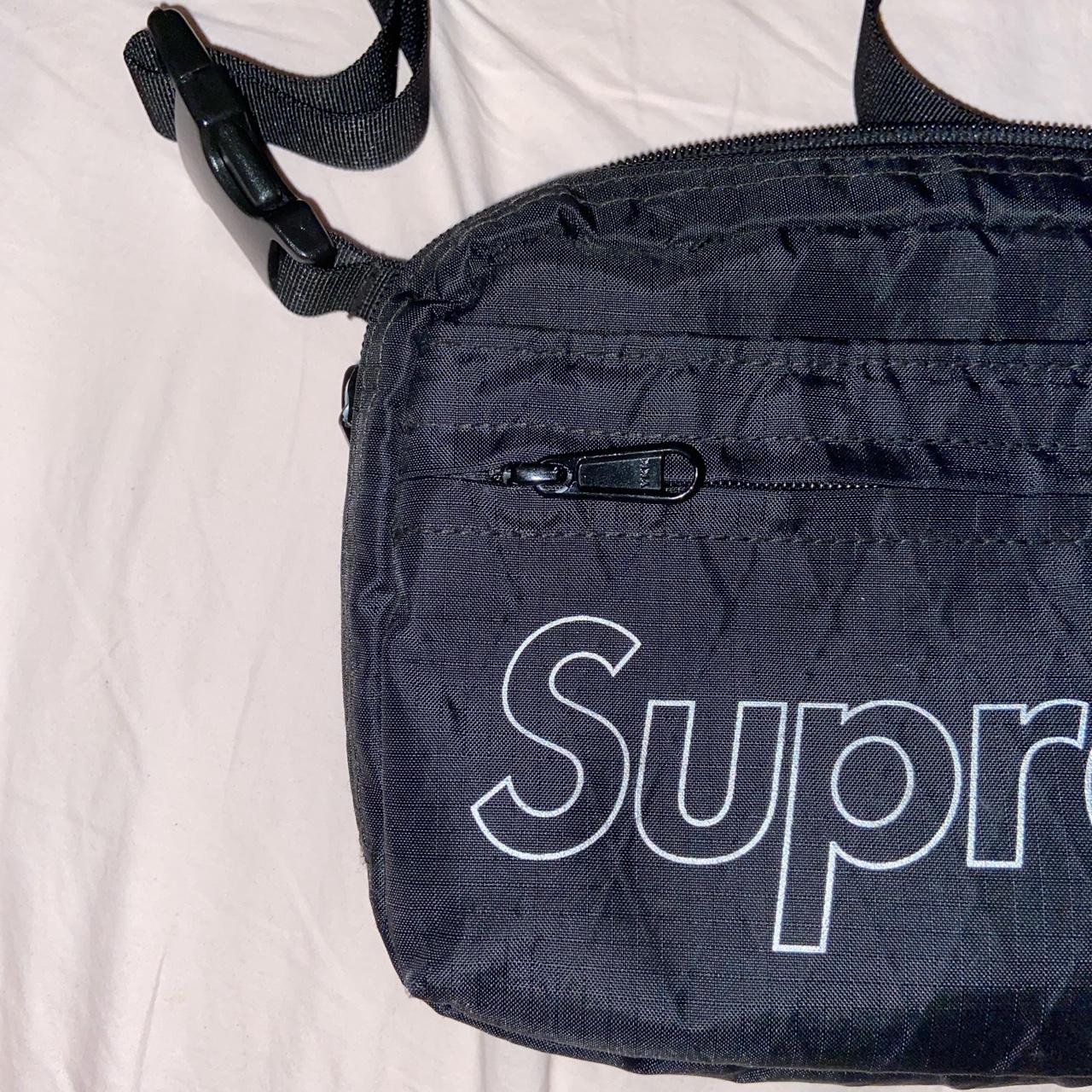 Supreme FW18 Shoulder Bag