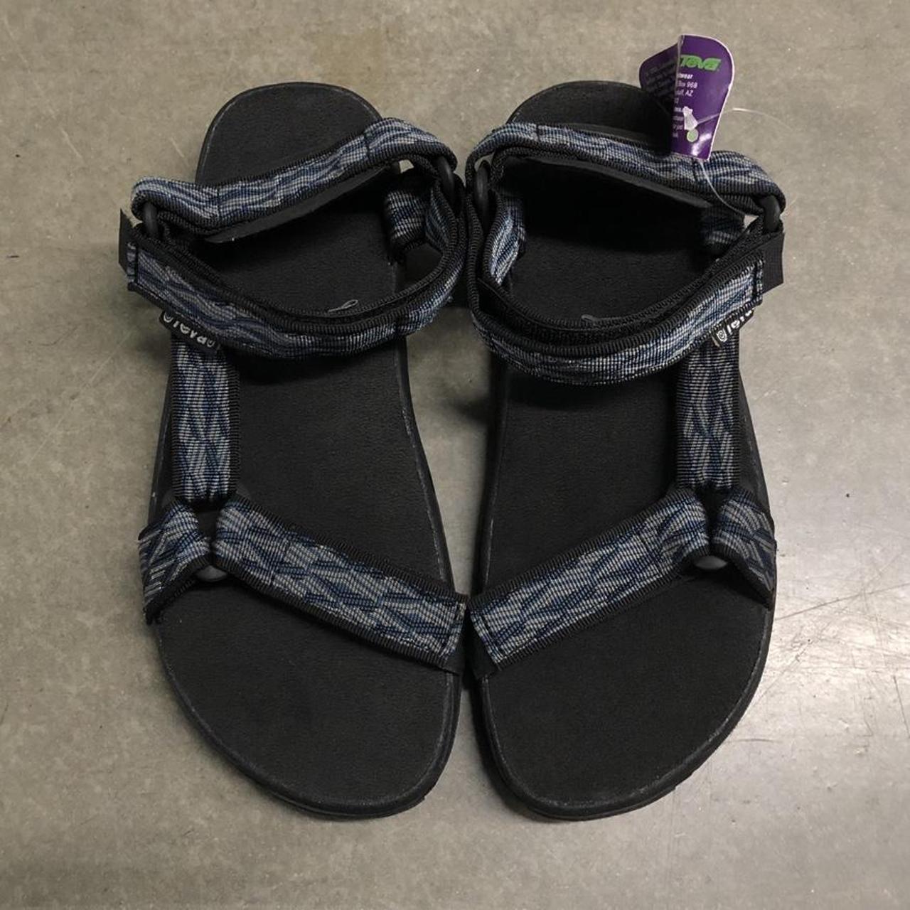 Retro discount teva sandals