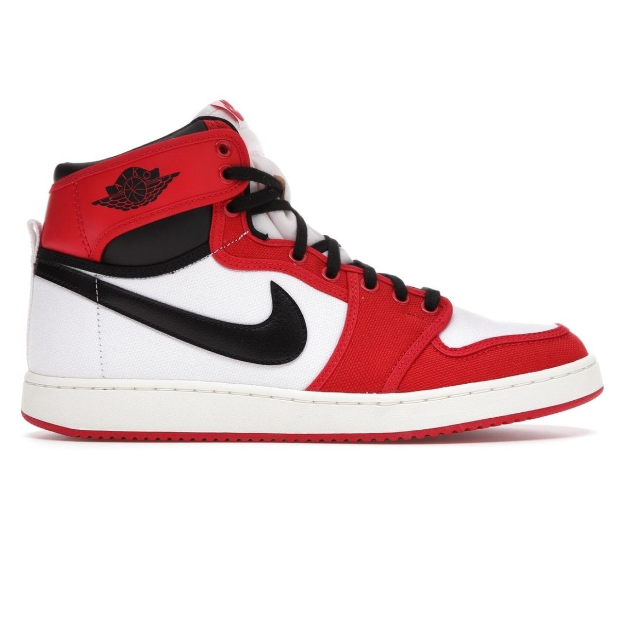 Jordan Men's Red and White Trainers (2)