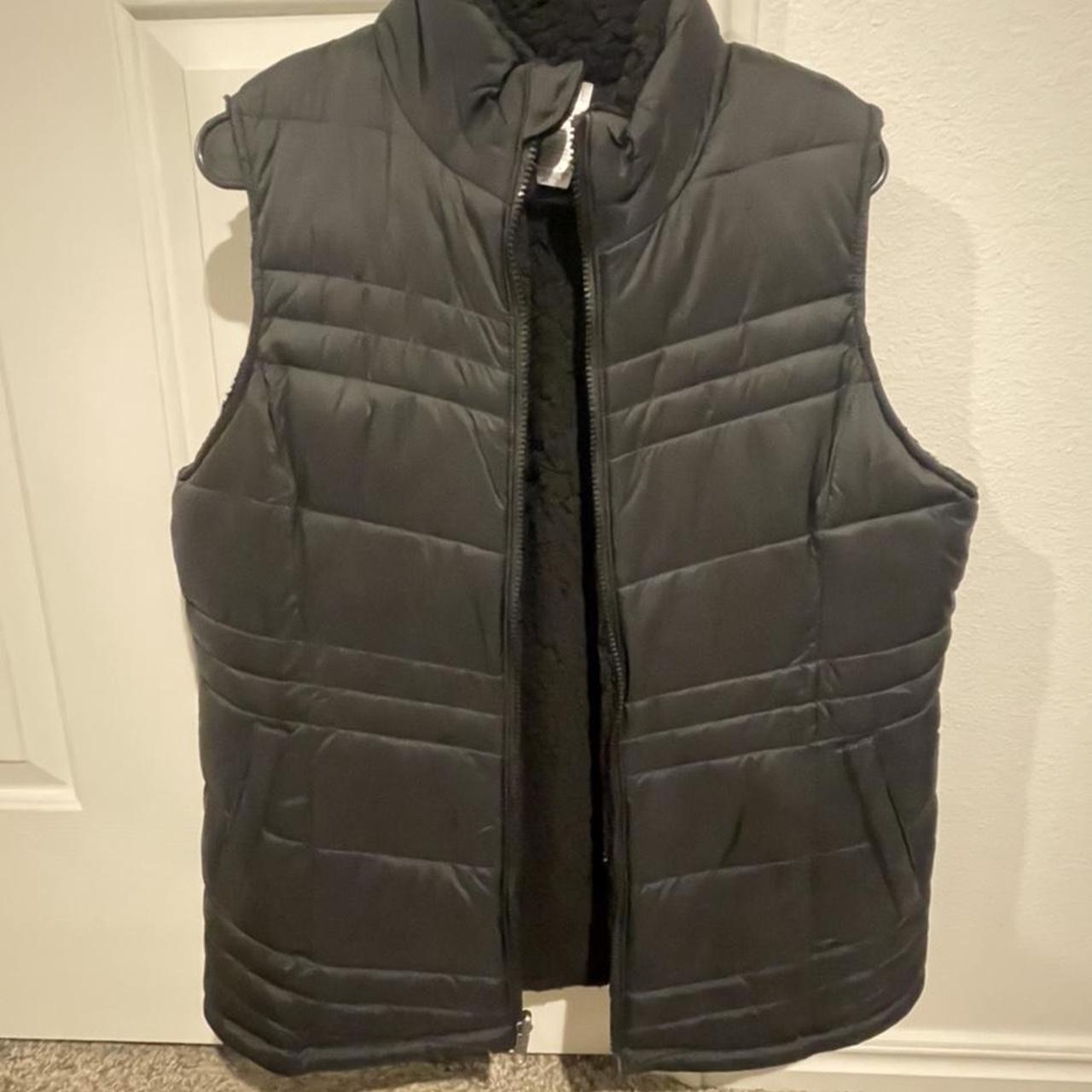 black puffer vest #puffer #vest #black #cold #winter - Depop