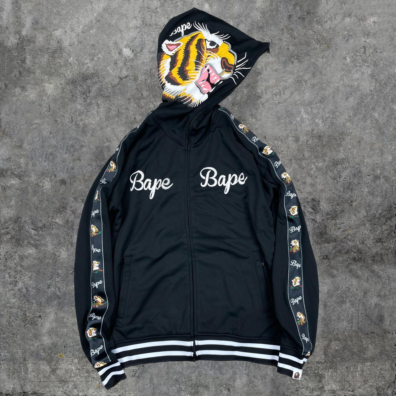 Bape white tiger on sale hoodie