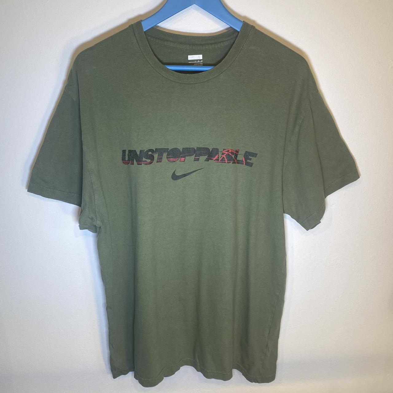 Nike Men's Green Tshirt Depop