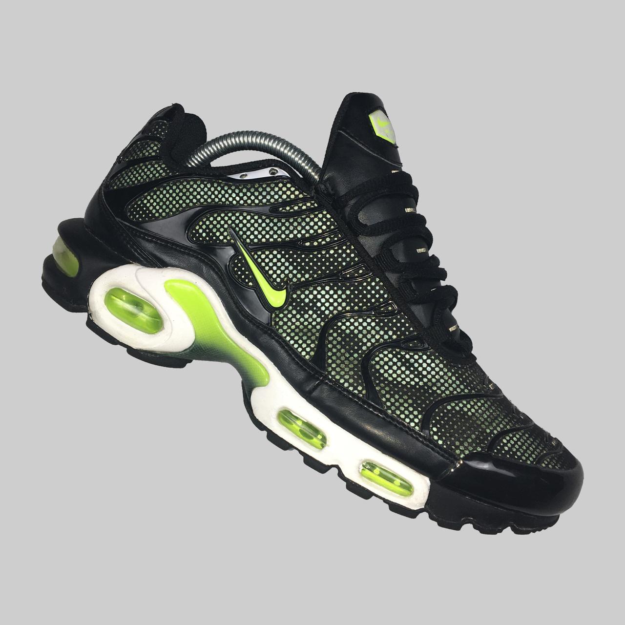 nike tns glow in the dark