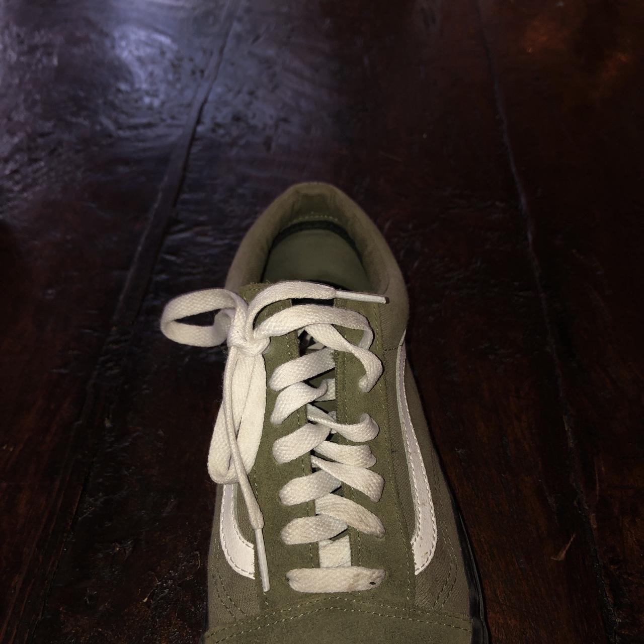 Olive green clearance old skool vans