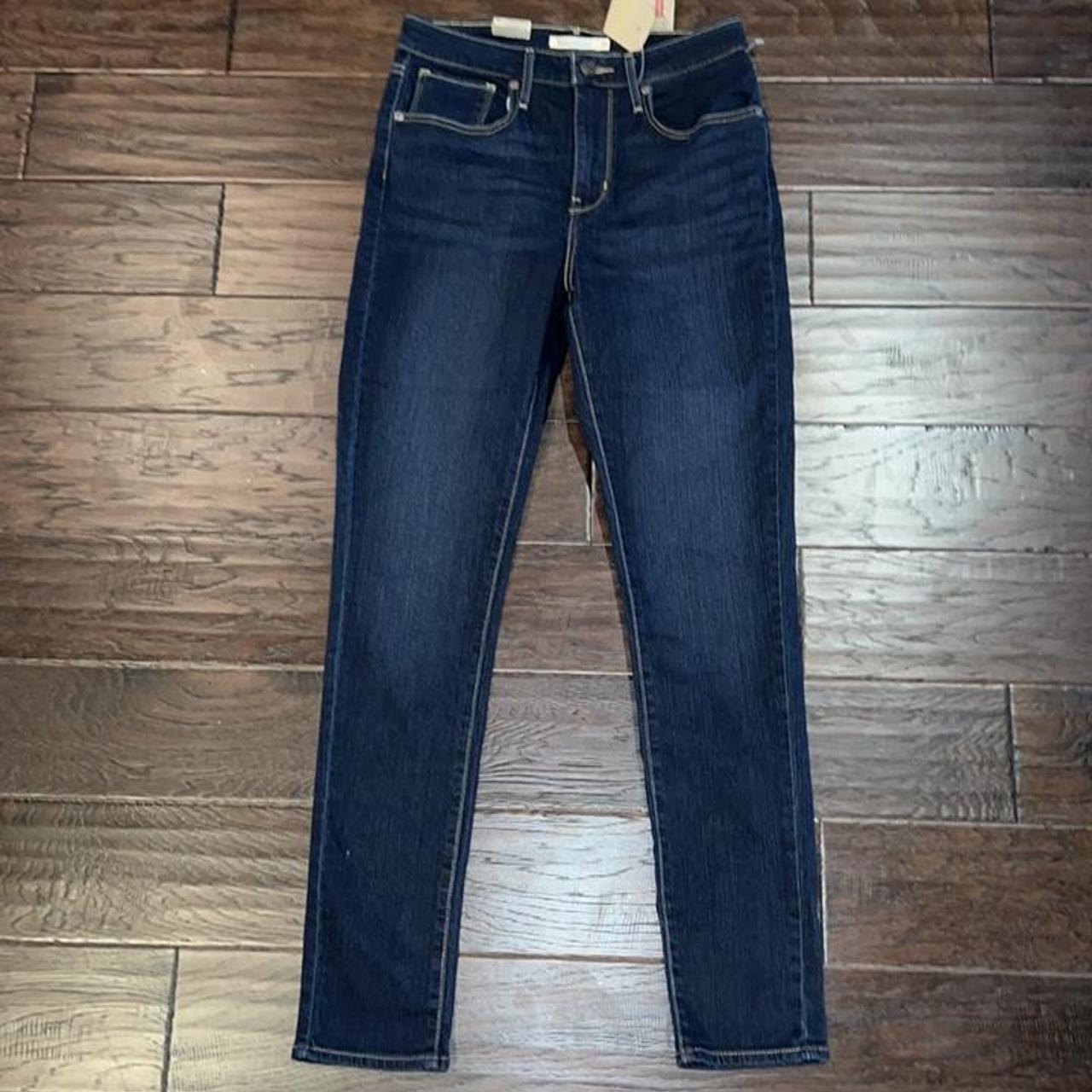 Levi’s 721 High Rise Skinny Jeans These 721 Levi’s... - Depop