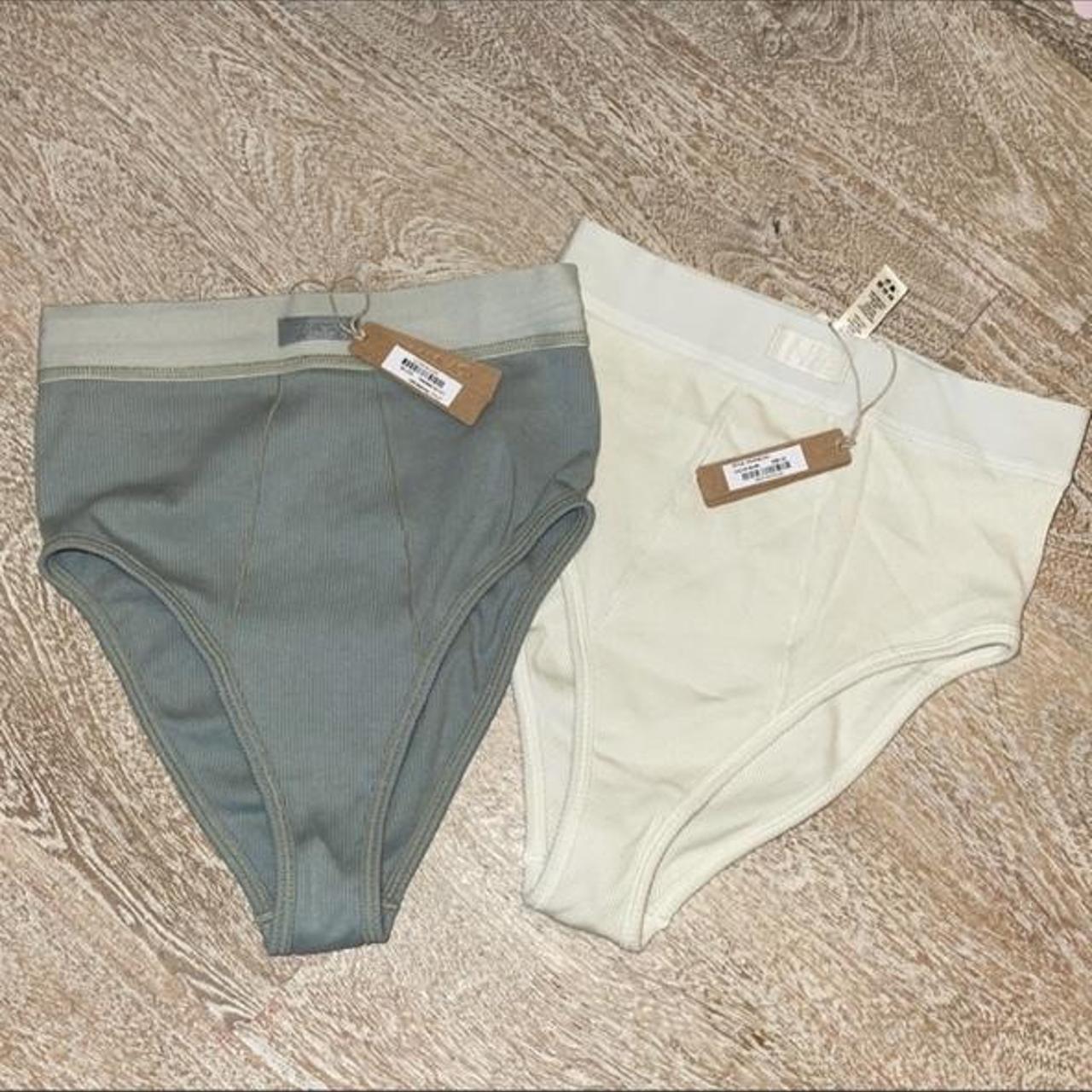 Skims underwear mineral and bone NWT XS High - Depop