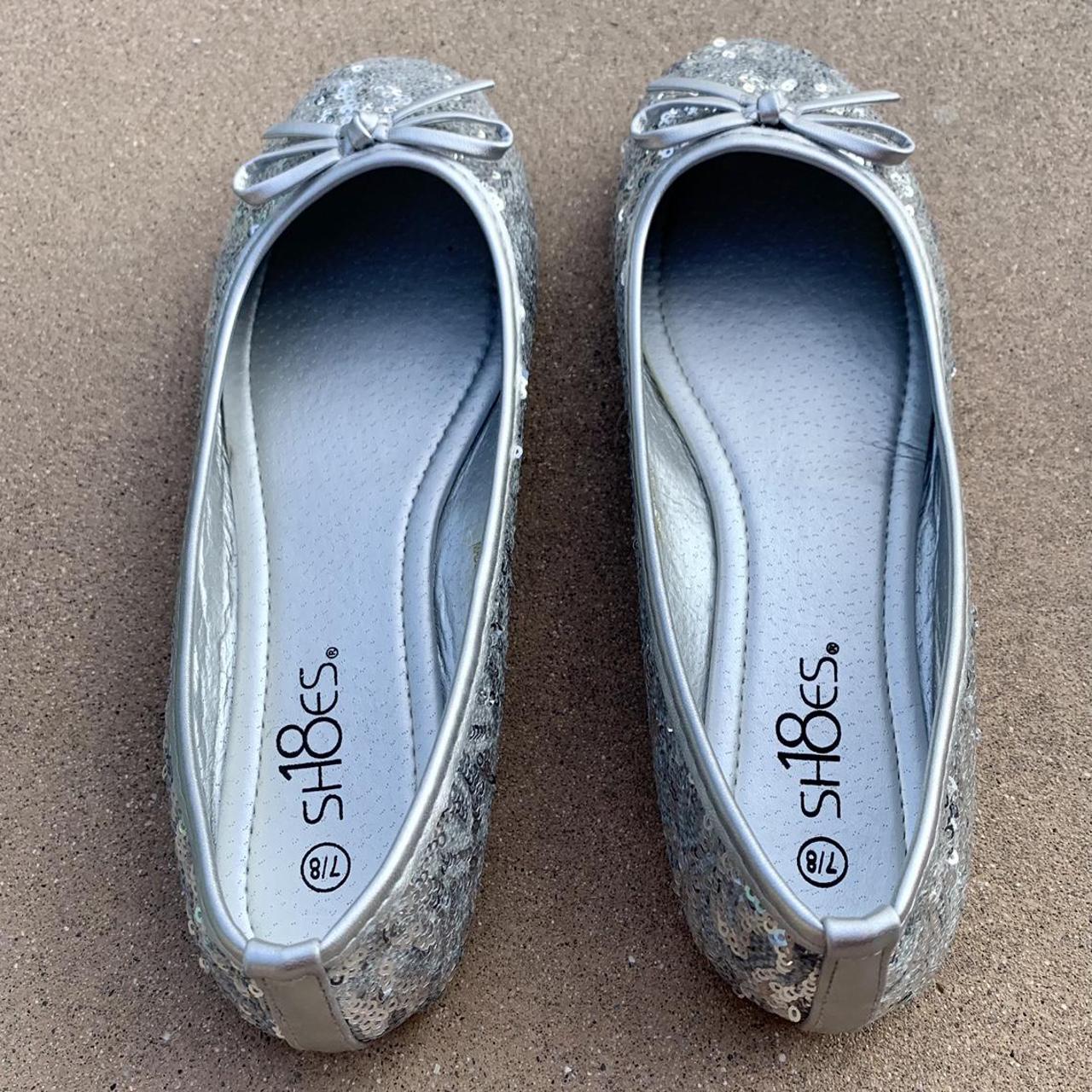 silver flat shoes size 7