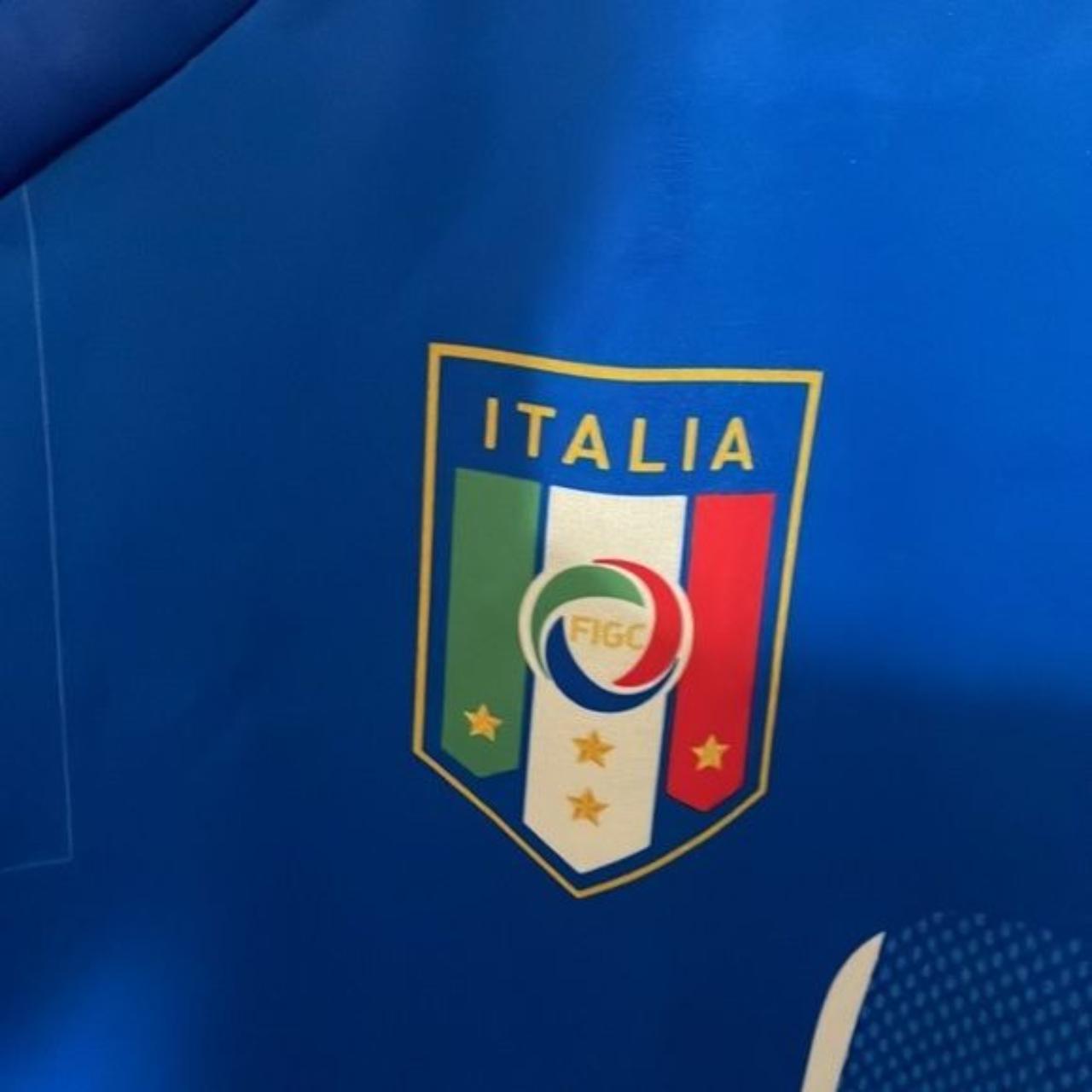 Product Image 3 - Italy National Team Soccer Jersey