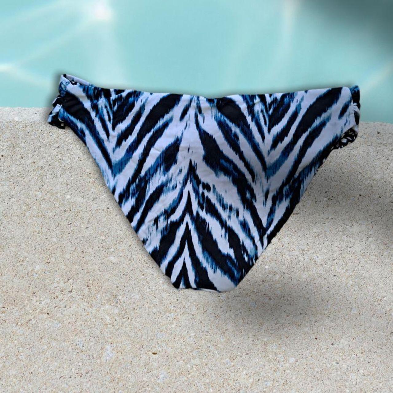 Product Image 2 - La Blanca Reversible Bikini Bottom
Color