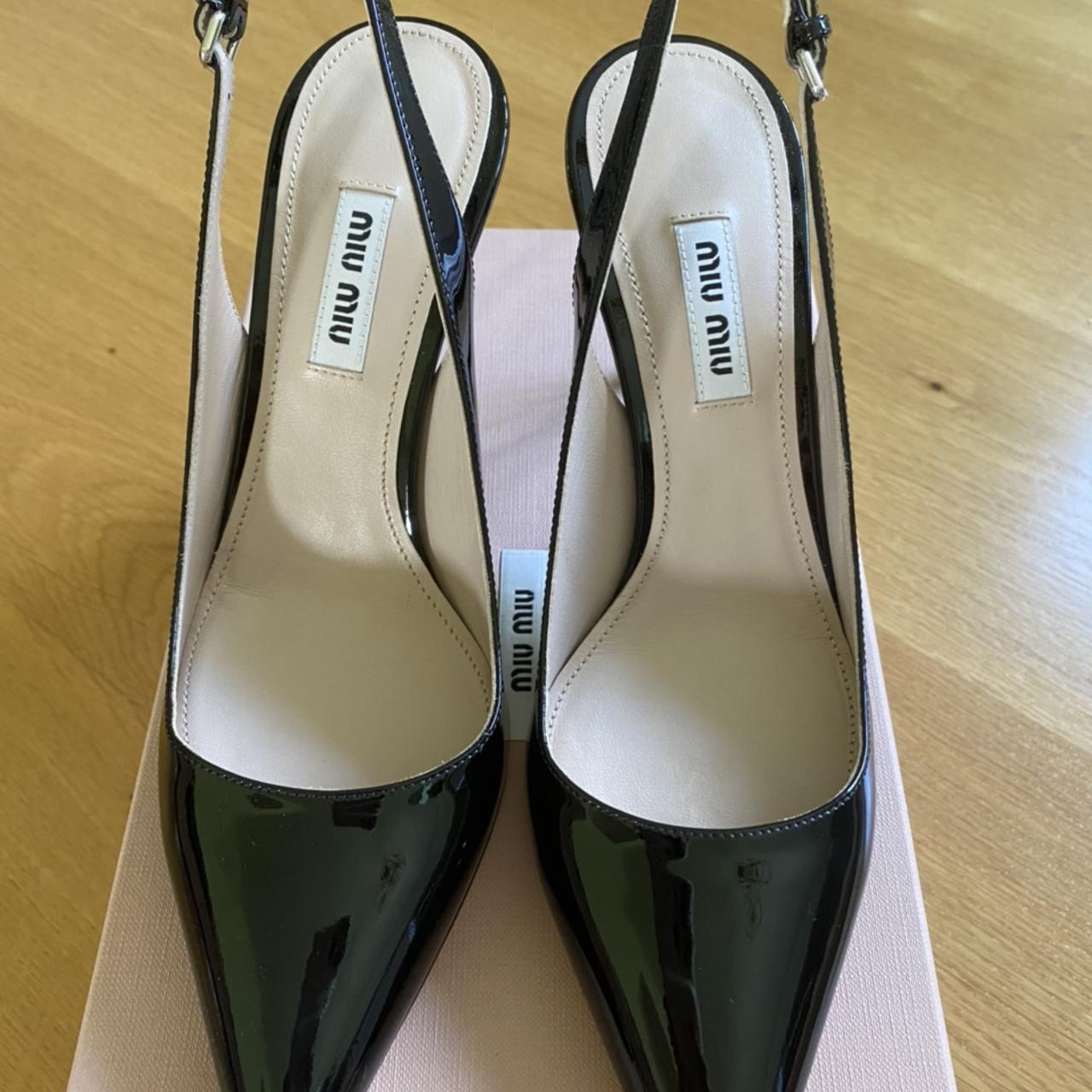 New Miu Miu Calzature Donna Shoes, size 37, black...