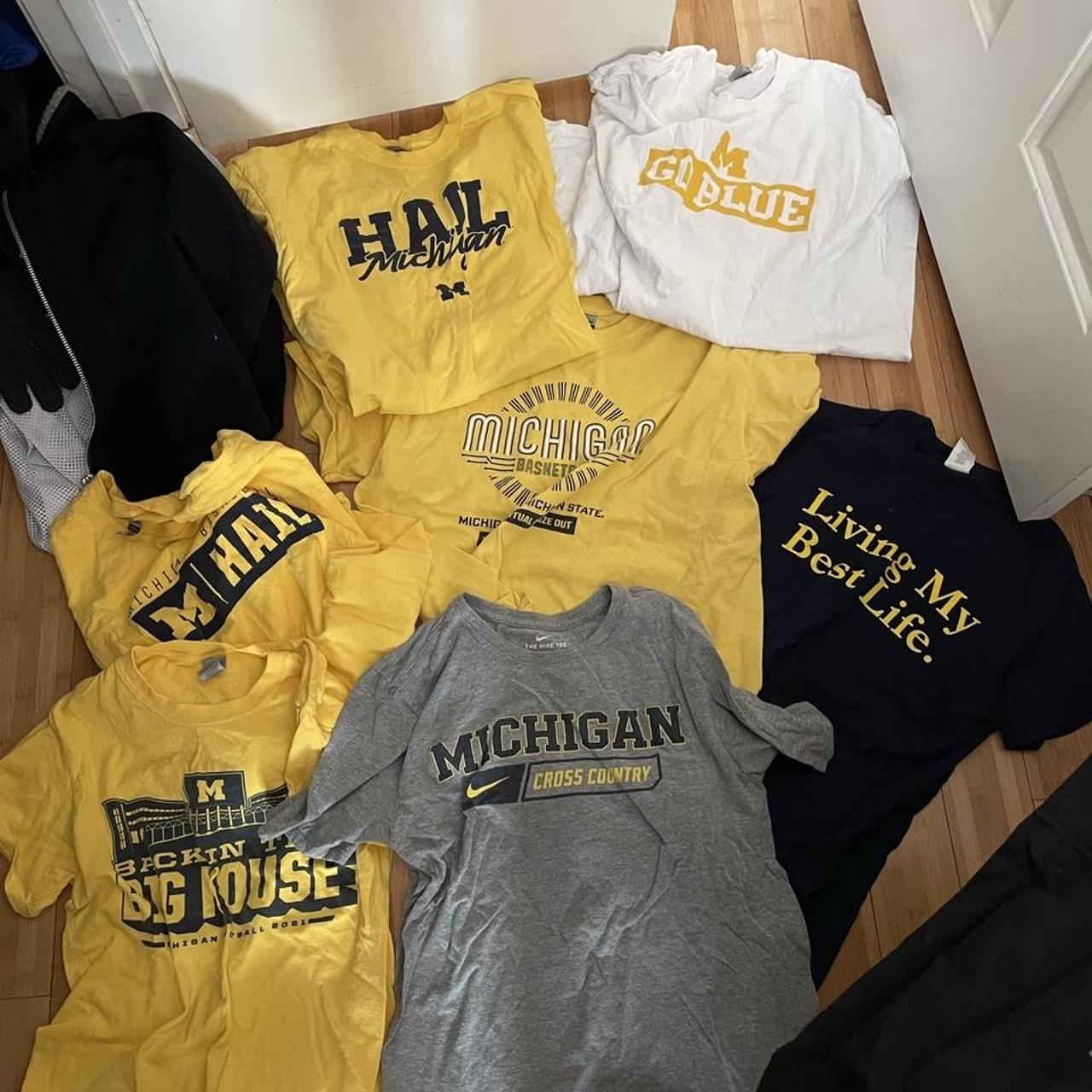 Michigan college sweatshirt. Super comfy and warm. - Depop