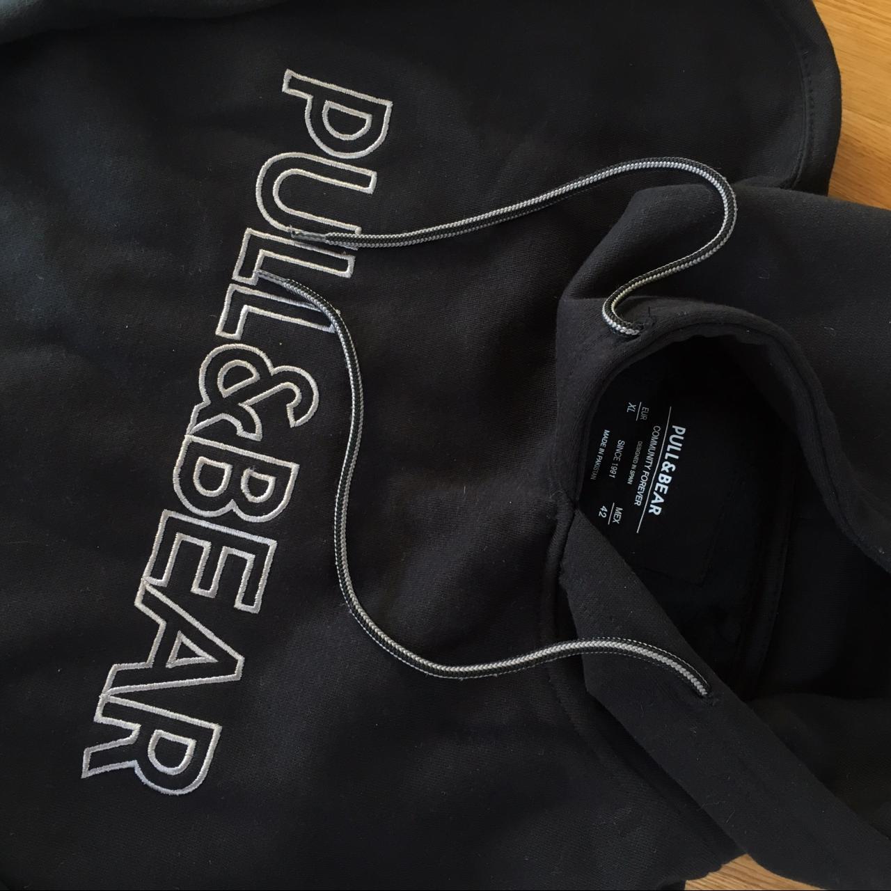 black supreme hoodie - size xl, great oversized - Depop