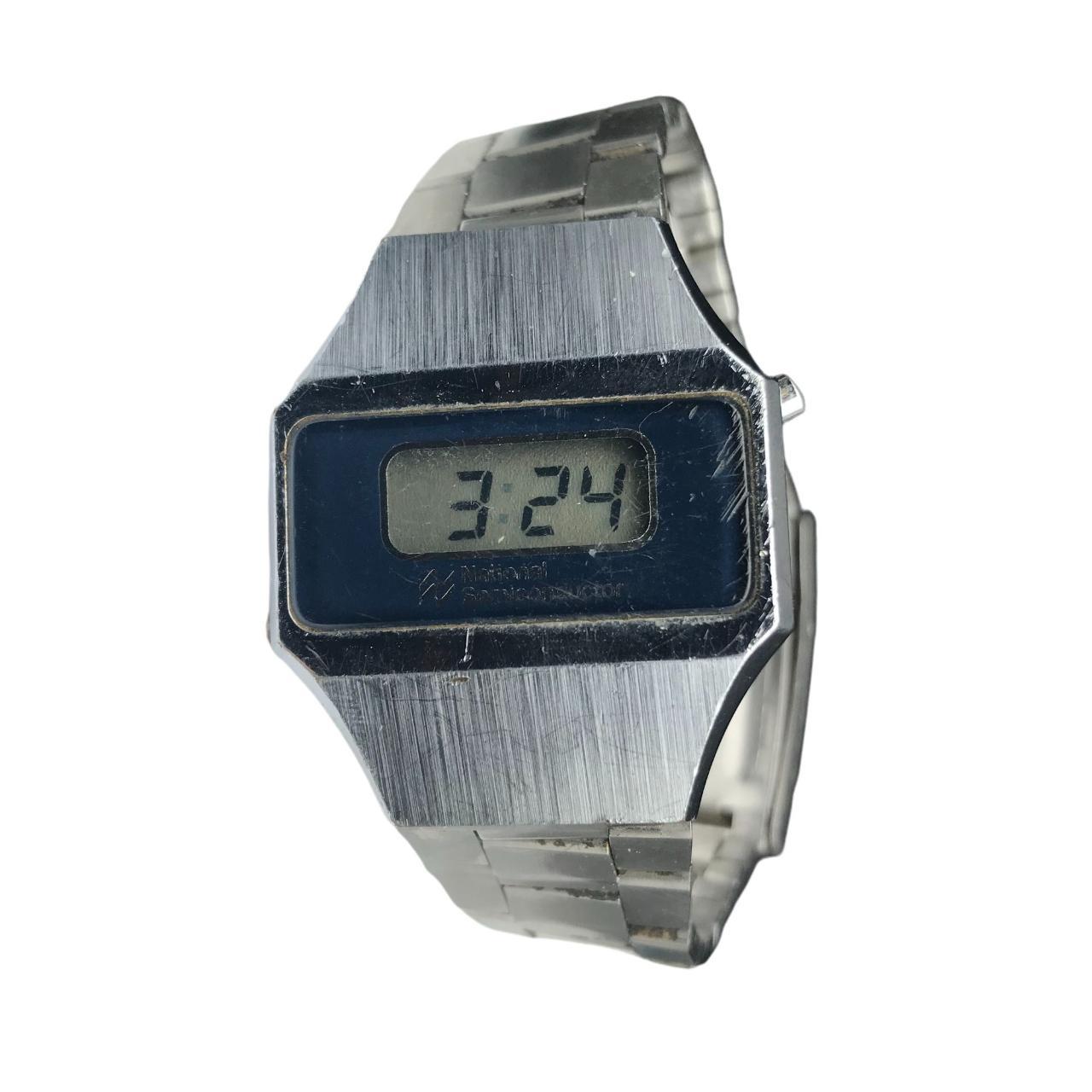 Novus deals vintage watch