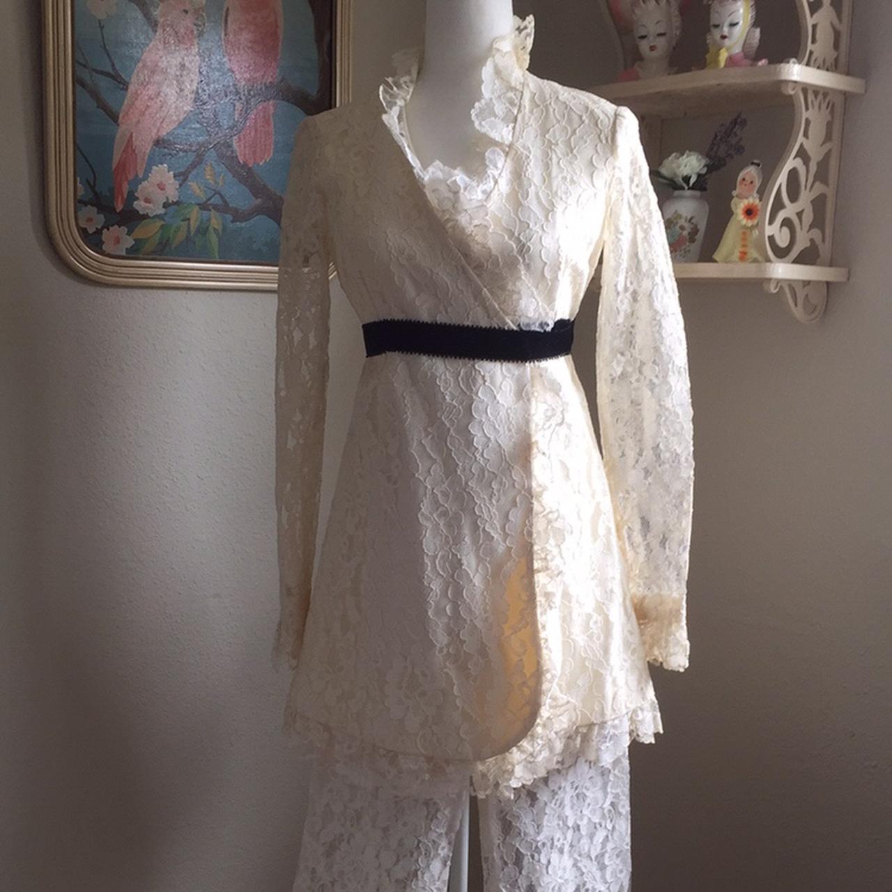 Super lovely 1960's cream lace pants and dress set.... Depop