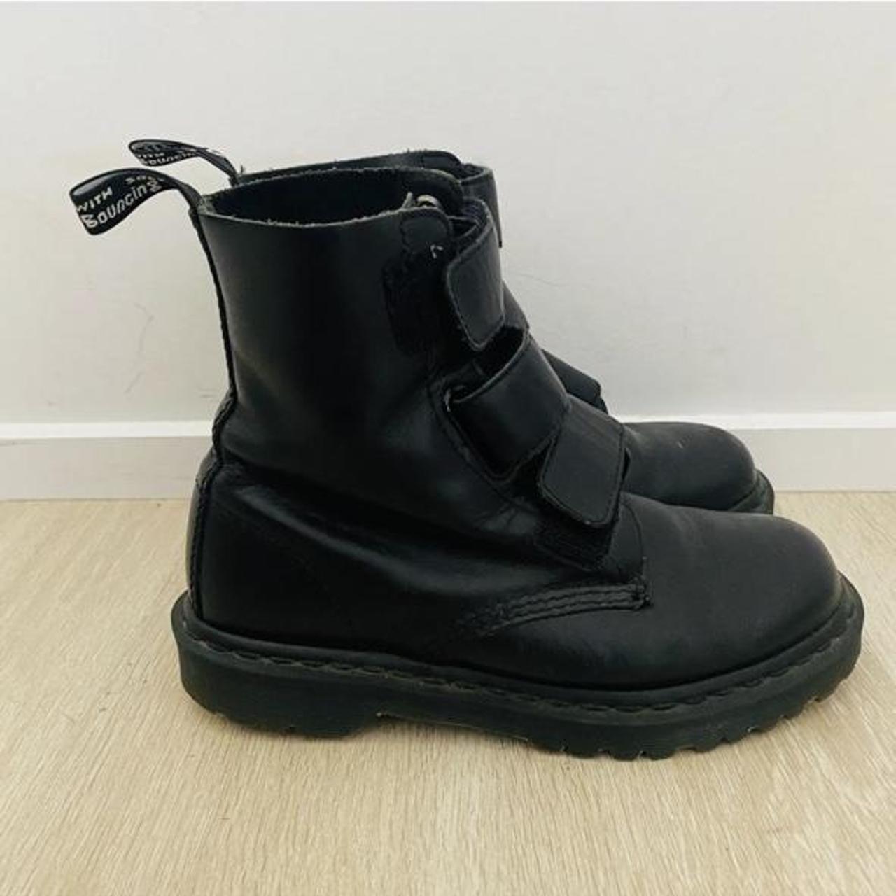 Dr martens coralia black best sale