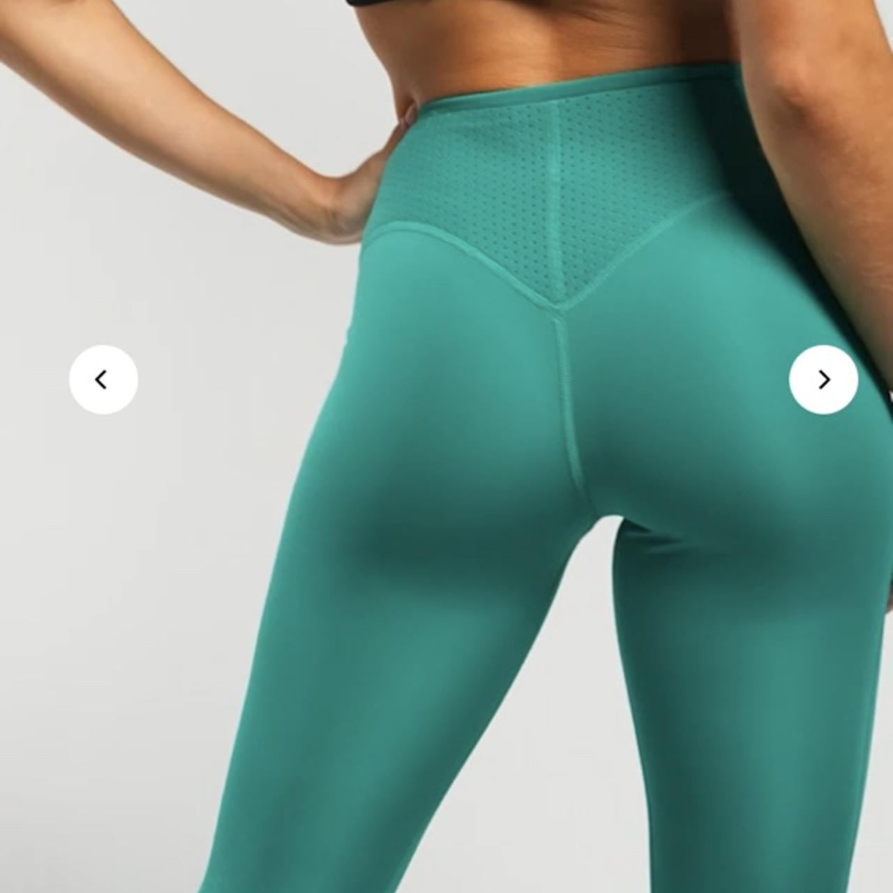 Gymshark pulse cropped leggings in green Brand new - Depop