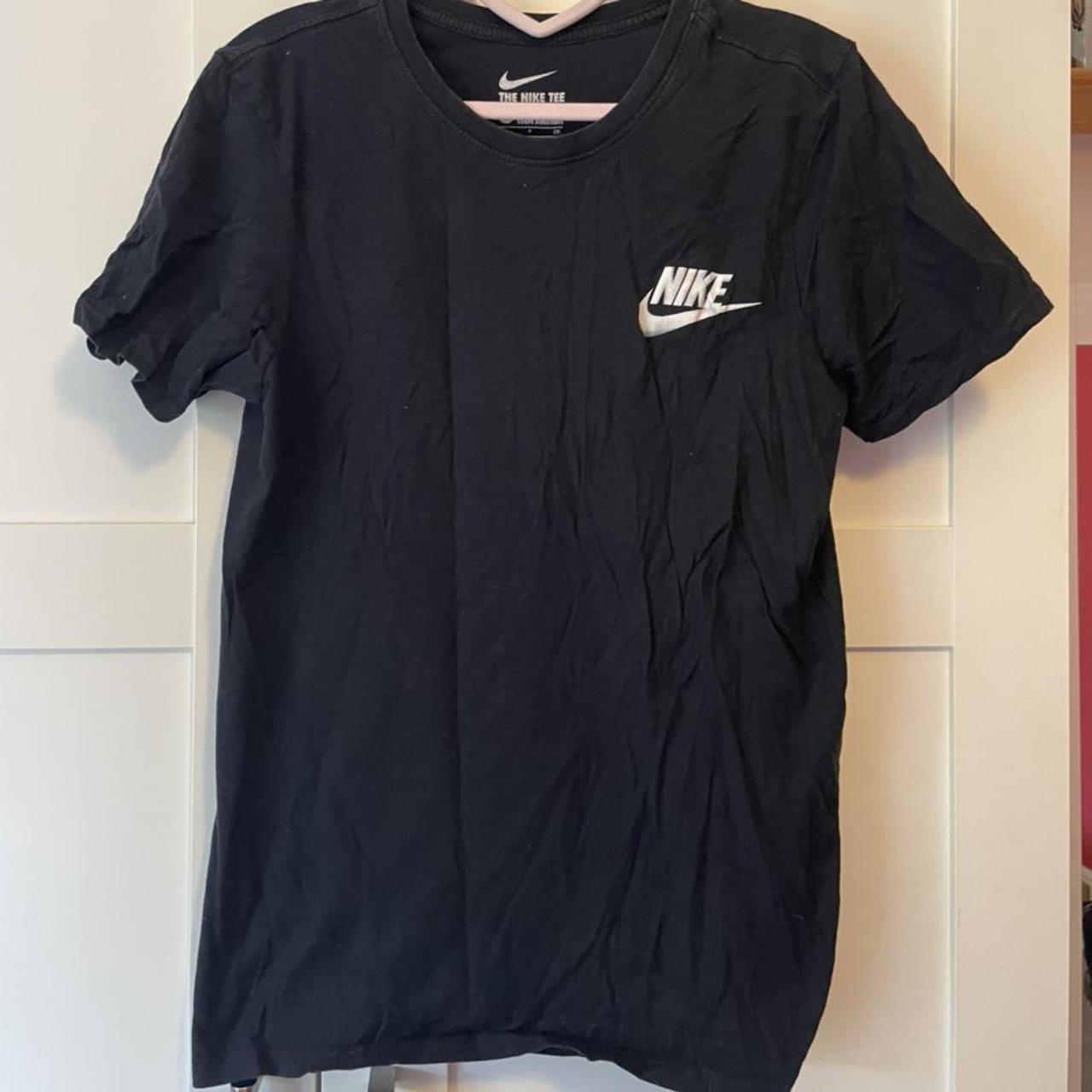 Black Nike Athletic Cut TShirt with Pattern on back... Depop