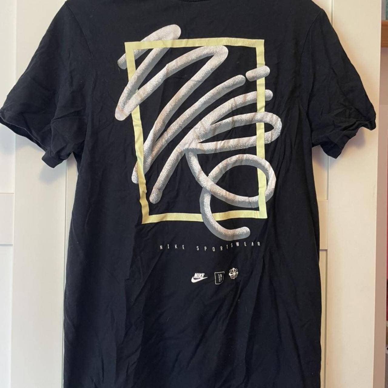 mens nike athletic cut t shirt