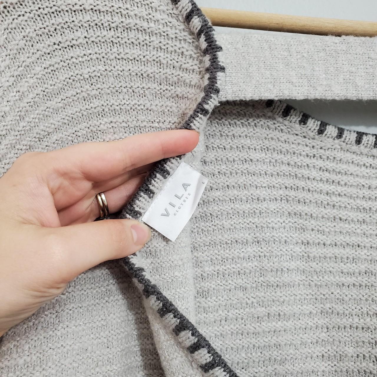 Product Image 3 - Pre-owned Vila sweater, size large.