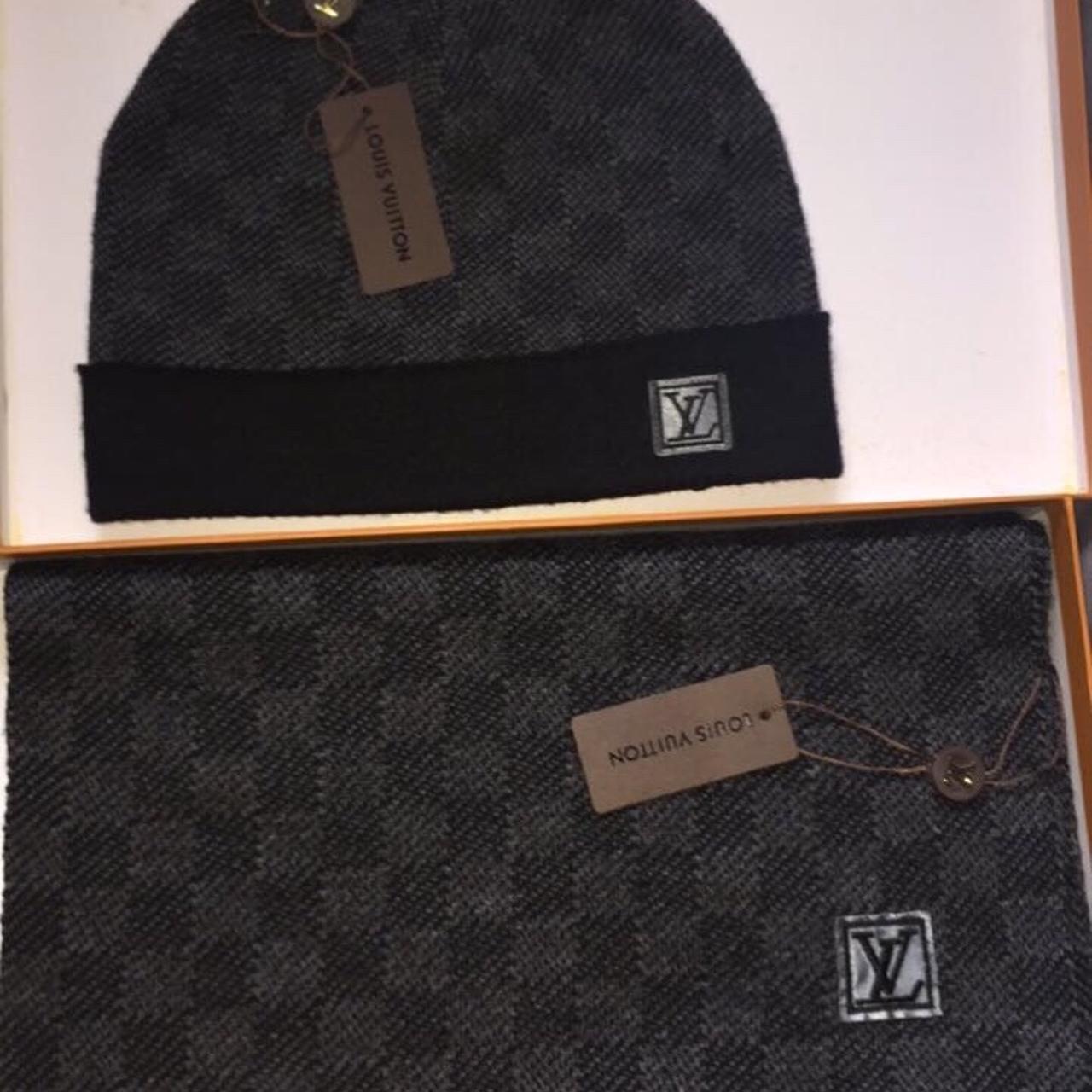 Louis Vuitton hat and scarf set brand new got