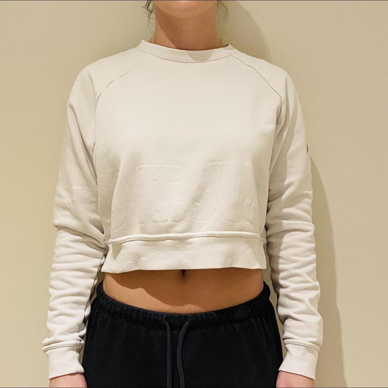 white nike crop jumper