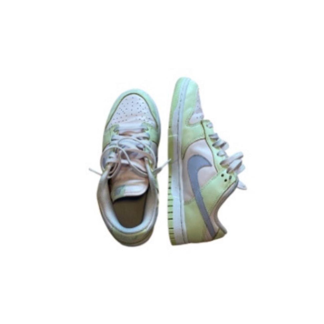 colored dunks