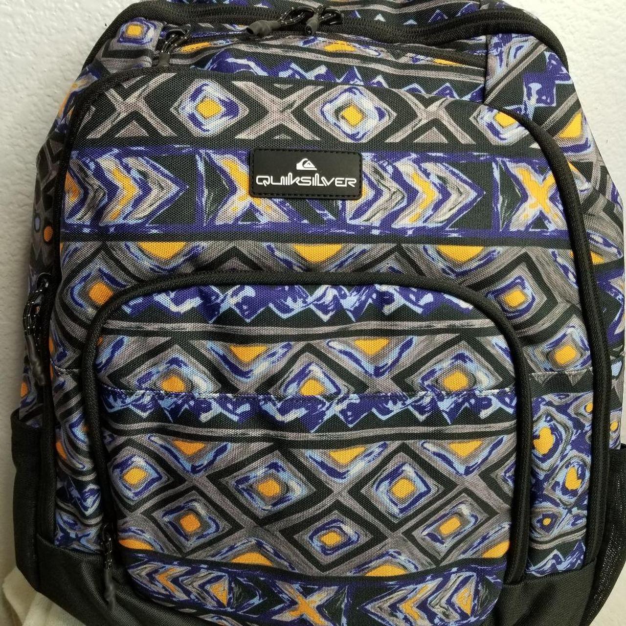 Quiksilver Men's Black and Purple Bag (3)