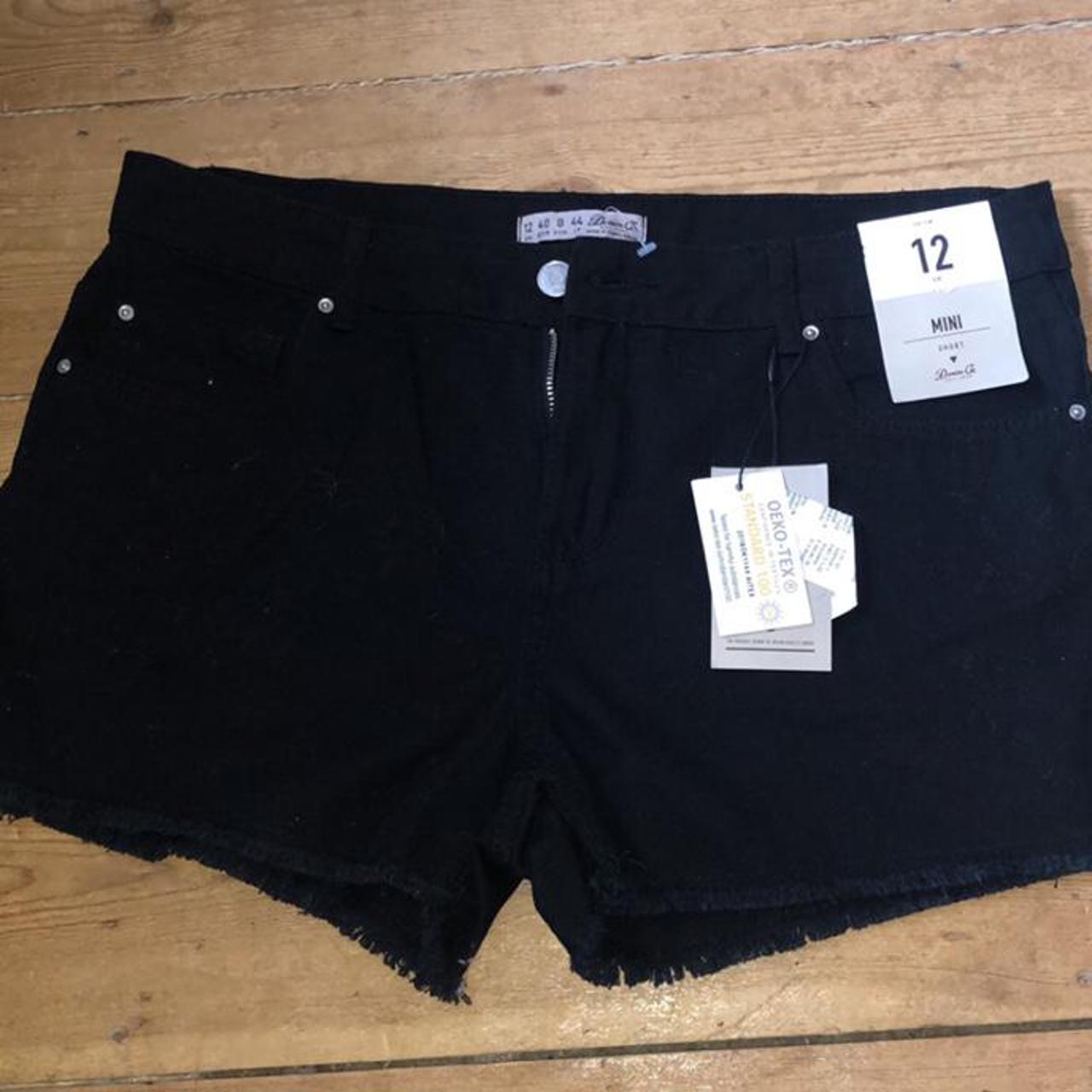 Primark Women's Black Shorts Depop