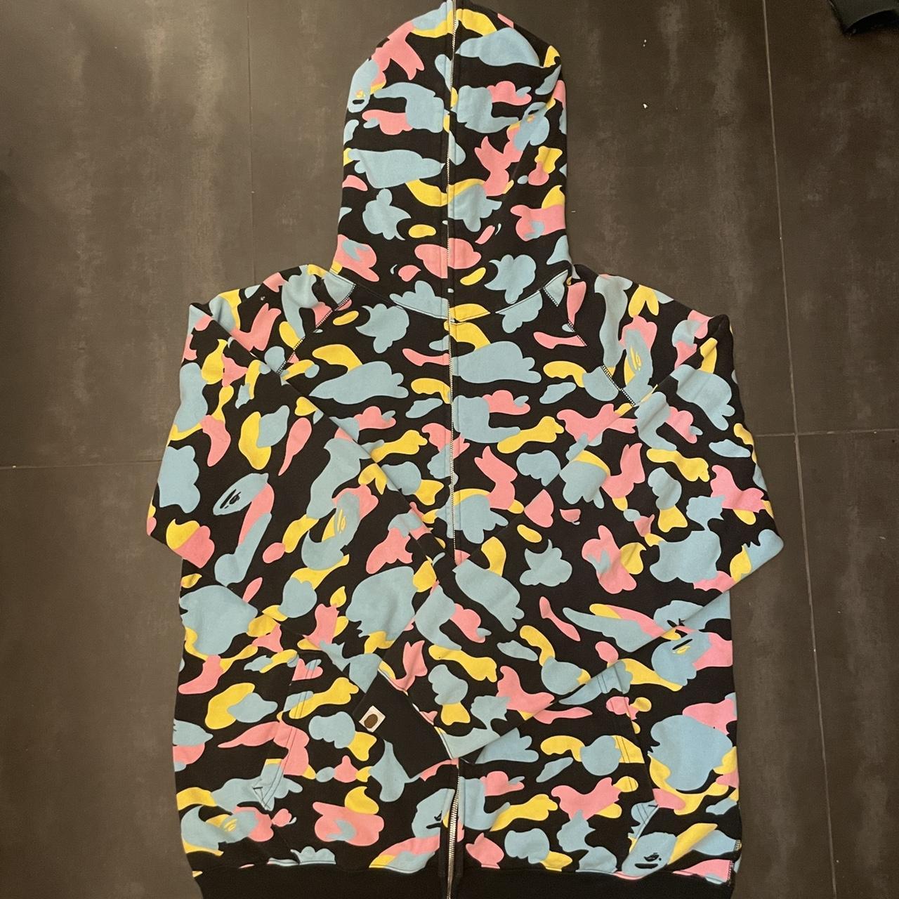 𝗕𝗔𝗣𝗘 Cotton Candy Hoodie. Sz XL, GOOD CONDITION. ODOR...