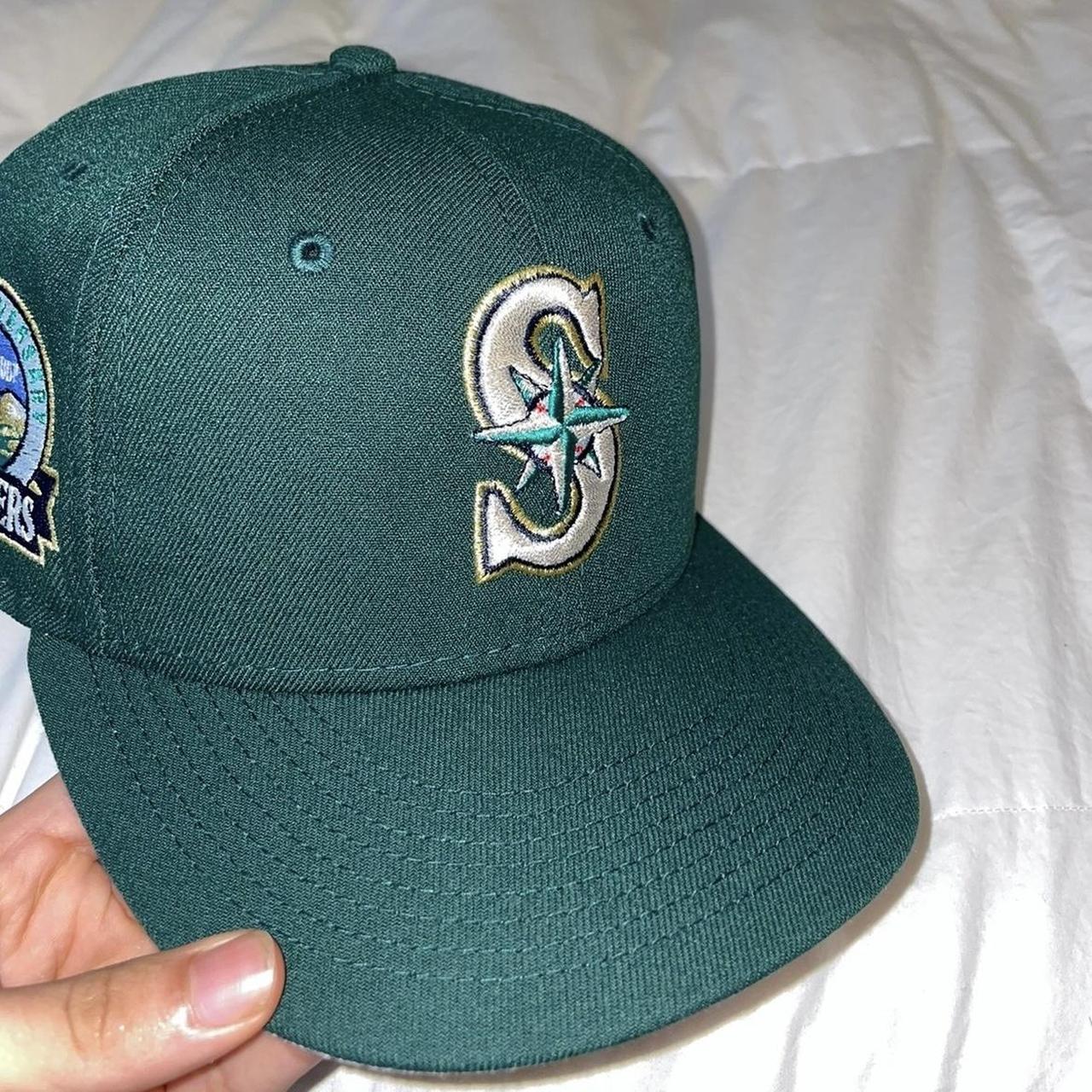 Seattle mariners fitted hat hat club Size 7 - Depop