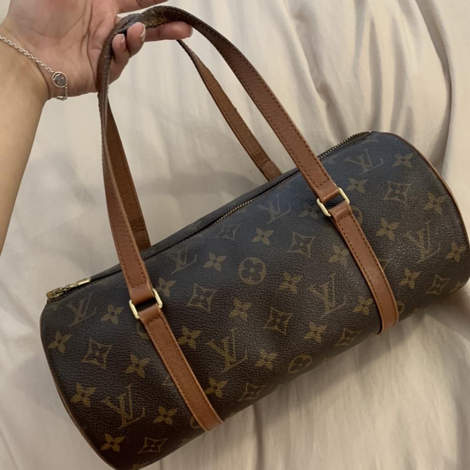 Late 90's authentic Louis Vuitton Epi Papillon bag - Depop