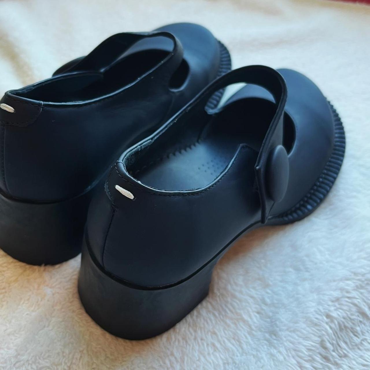 Maison Margiela Women's Black Loafers (4)