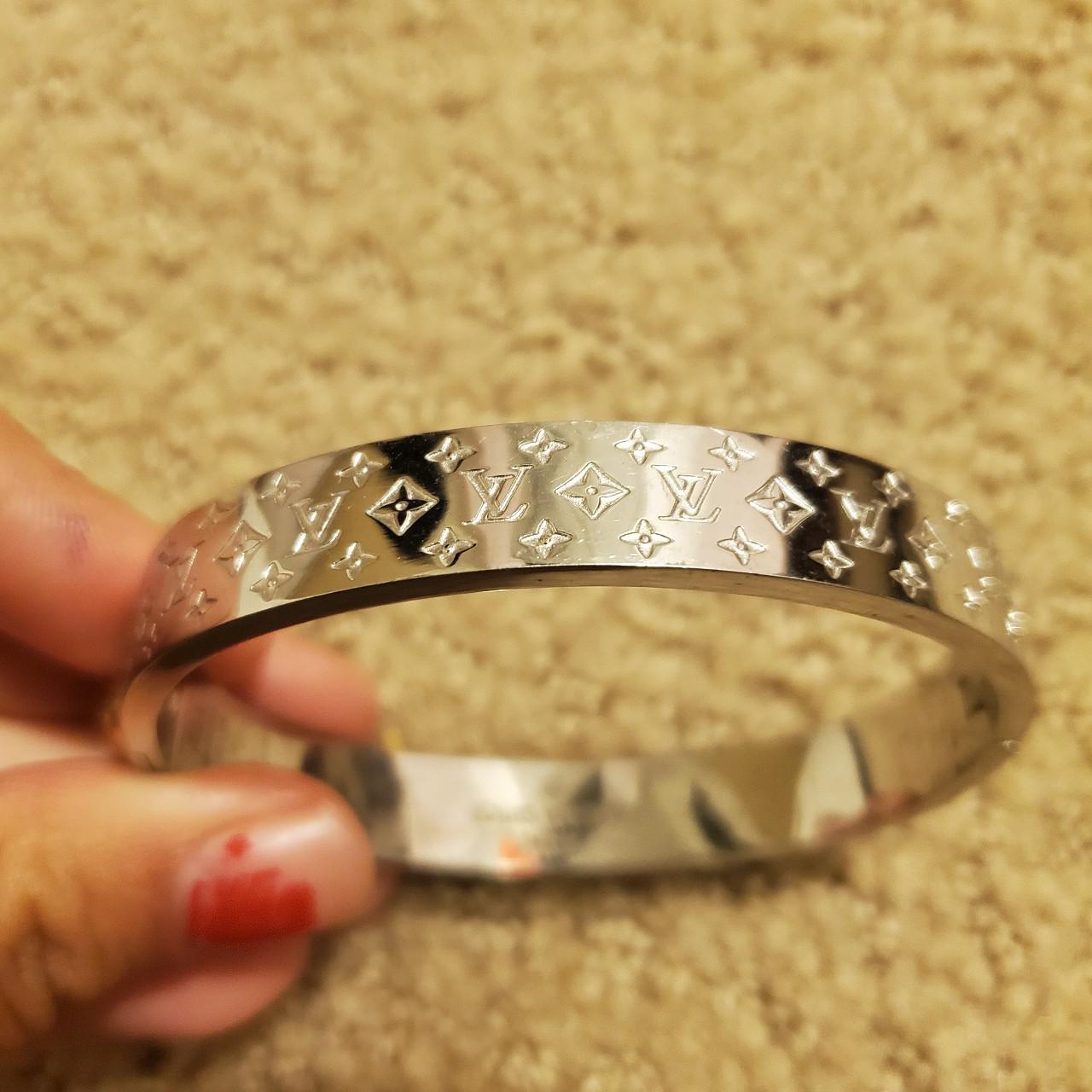 Used Louis Vuitton “diamond” bracelet. NOT REAL - Depop