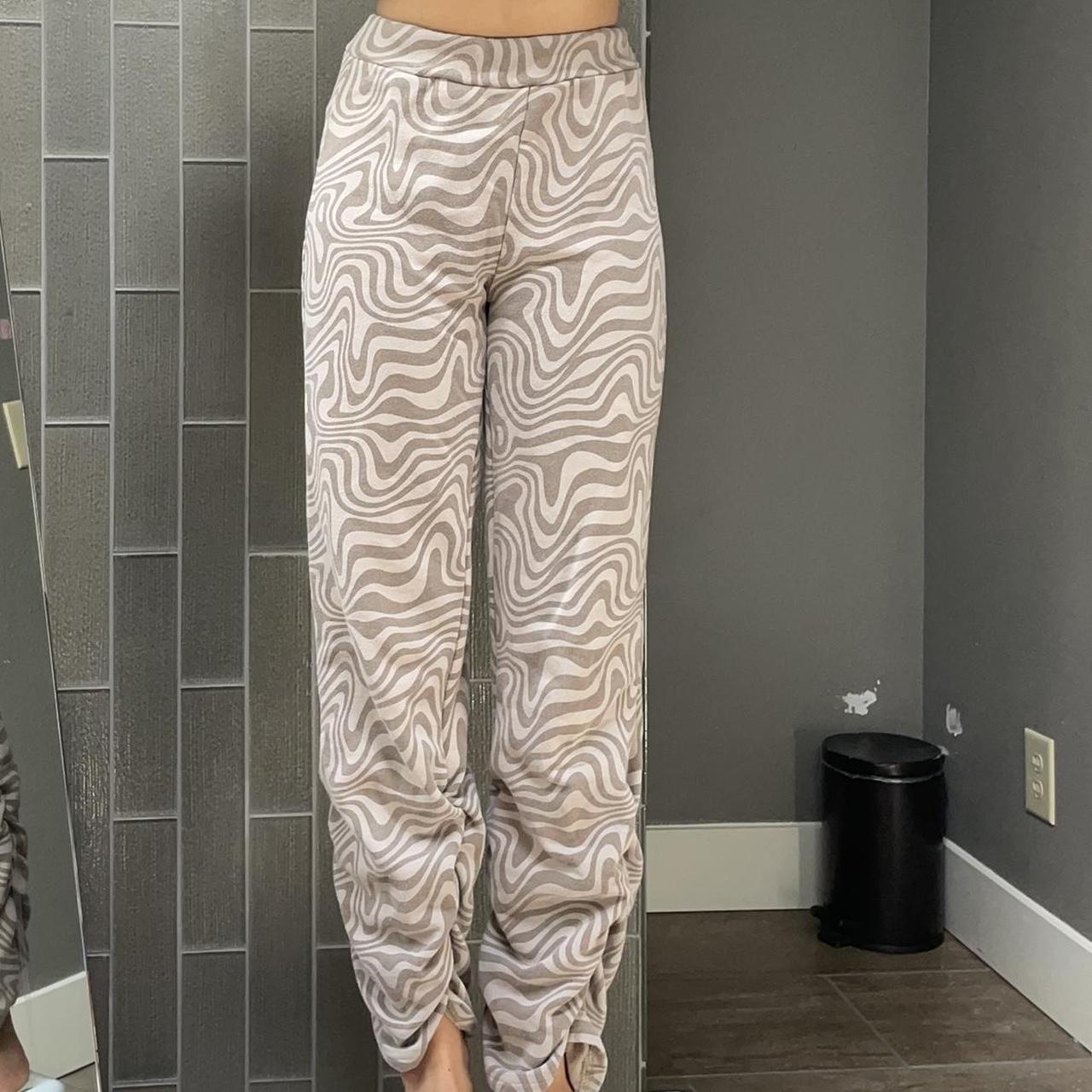 Glassons Women's Brown and Tan Joggerstracksuits Depop