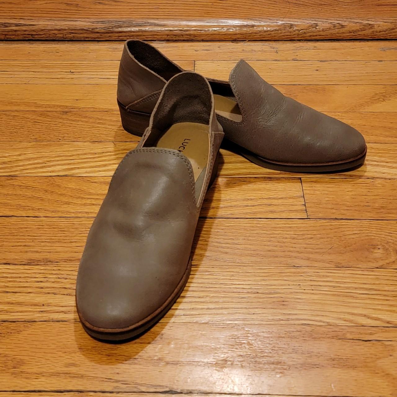 bob's house shoes