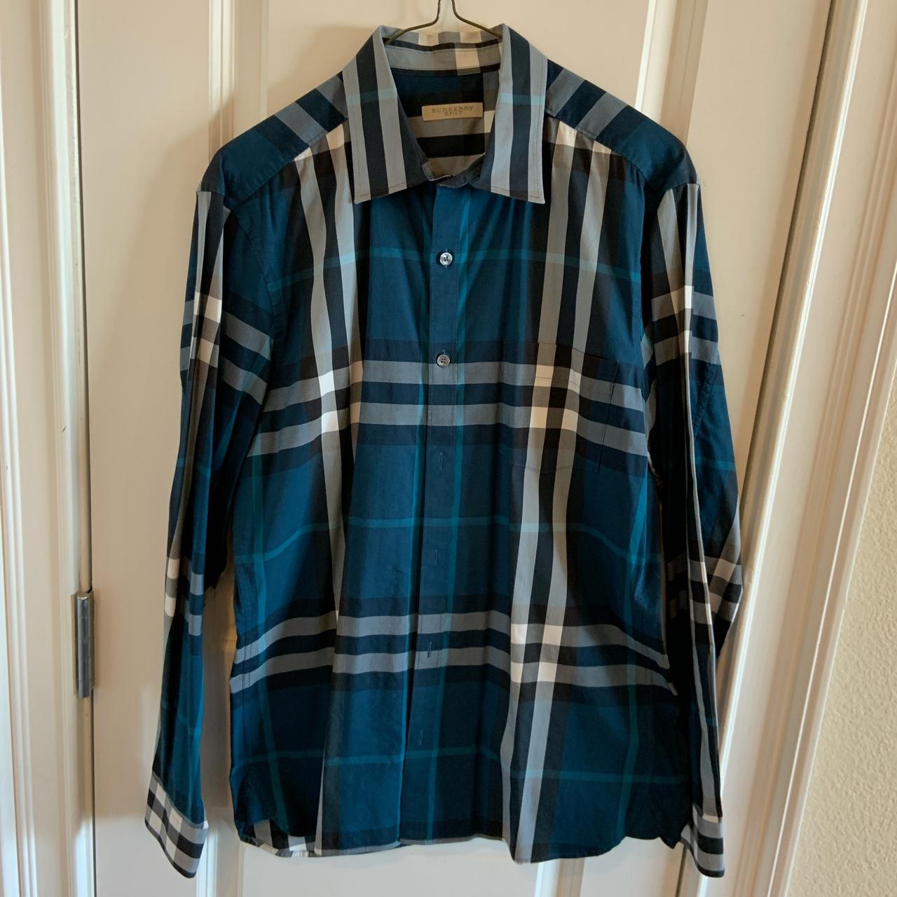 BURBERRY DRESS SHIRT- outlet MEDIUM