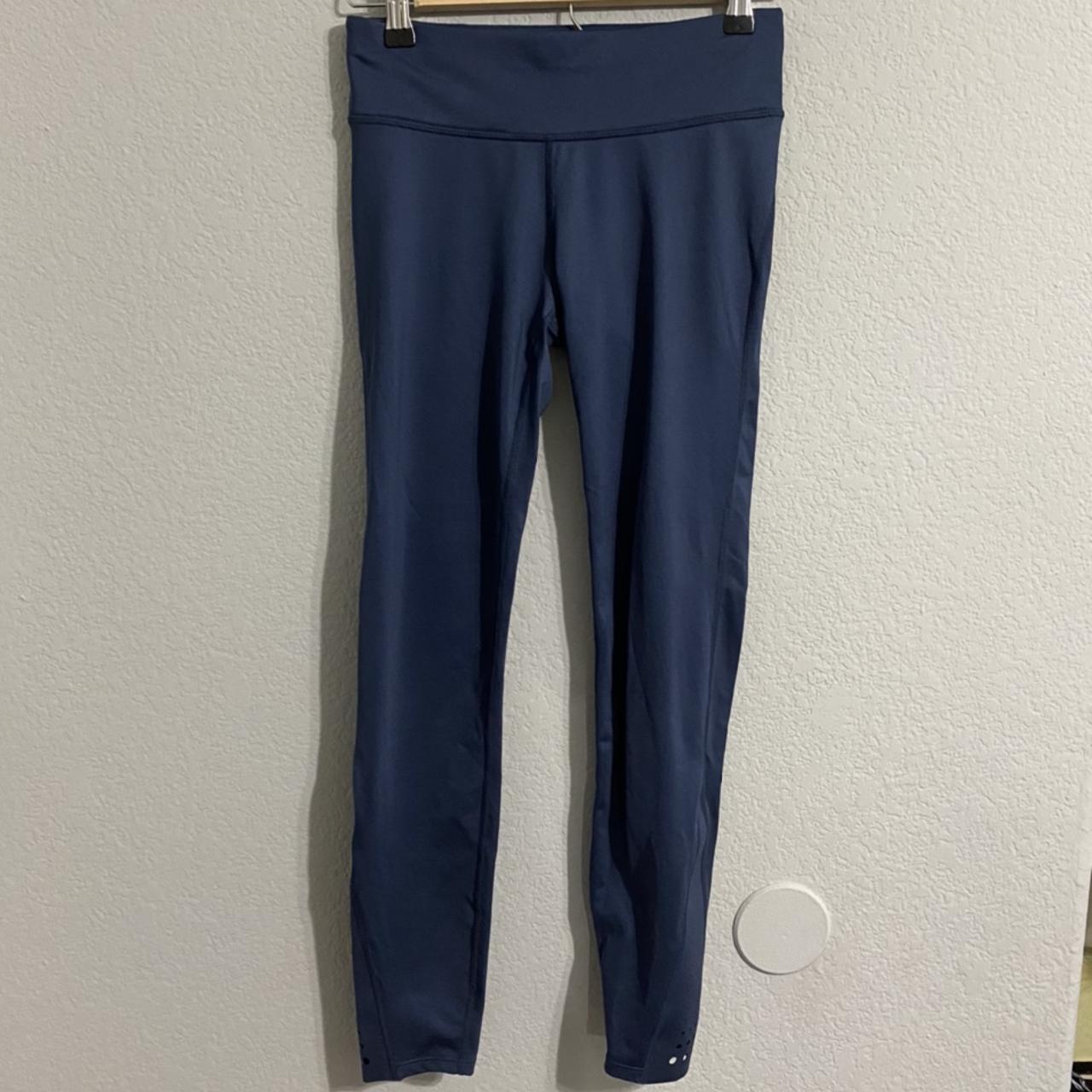 navy joylab leggings from target! has small hole - Depop