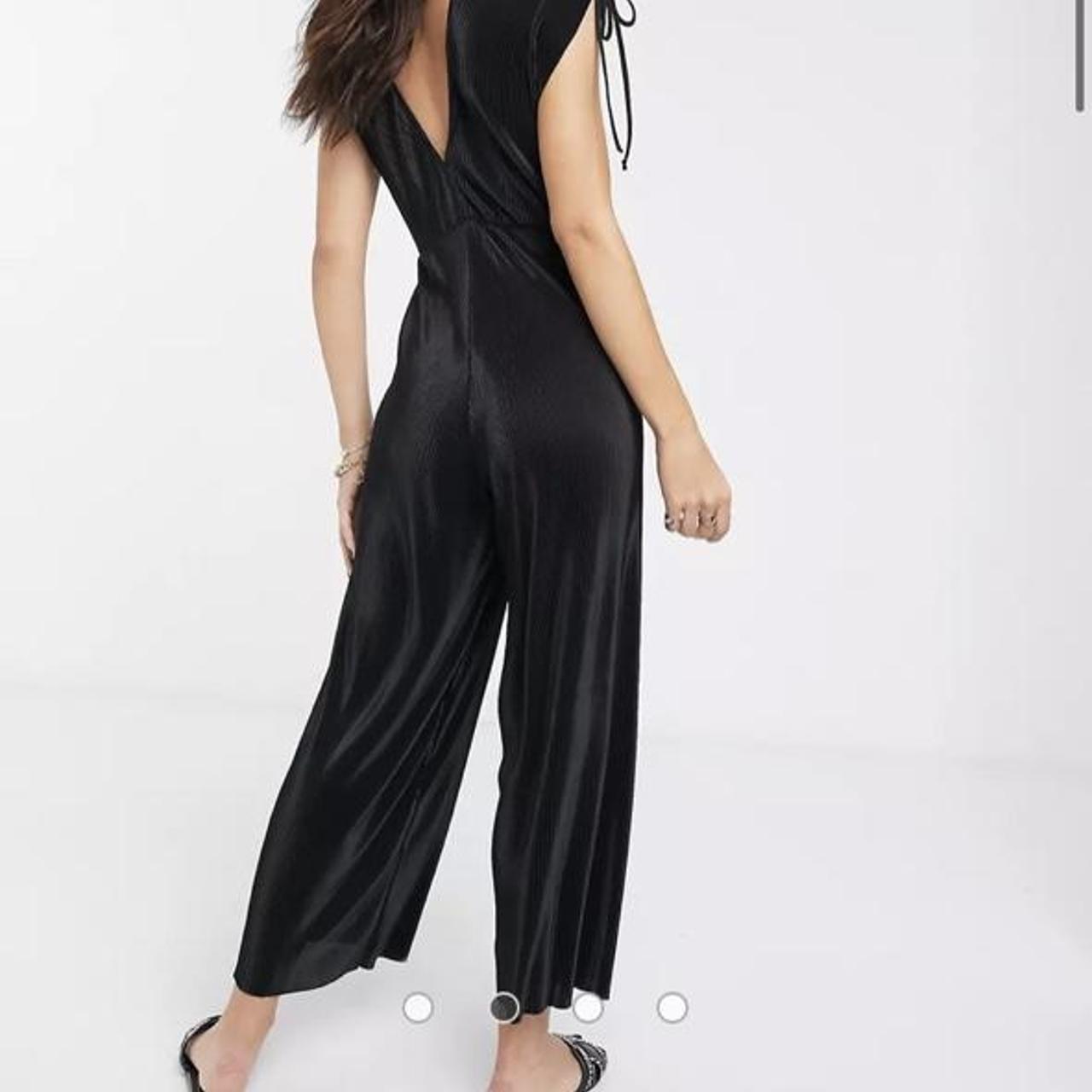 Bershka black plisse jumpsuit , wide leg cropped... Depop