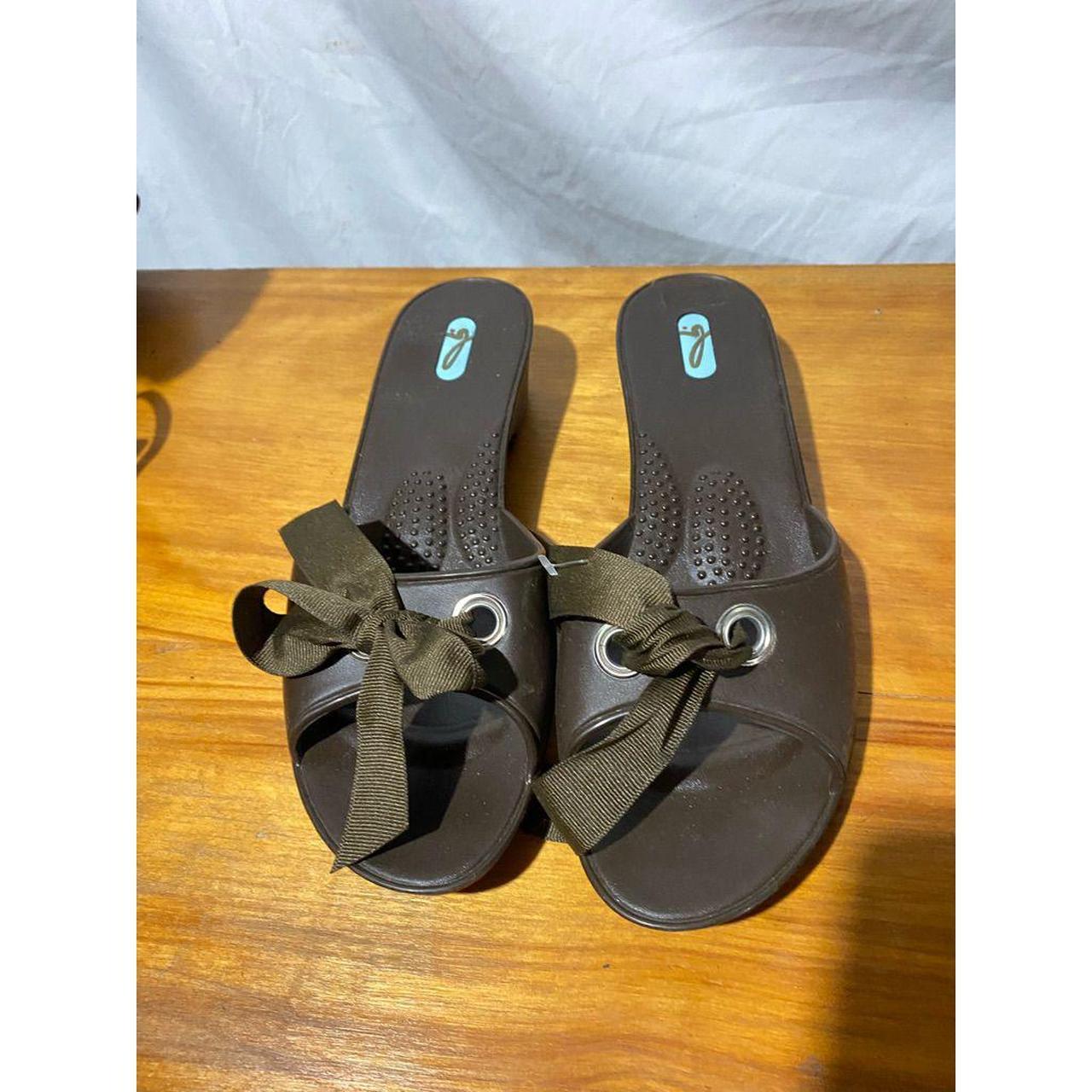 okabashi sandals brown