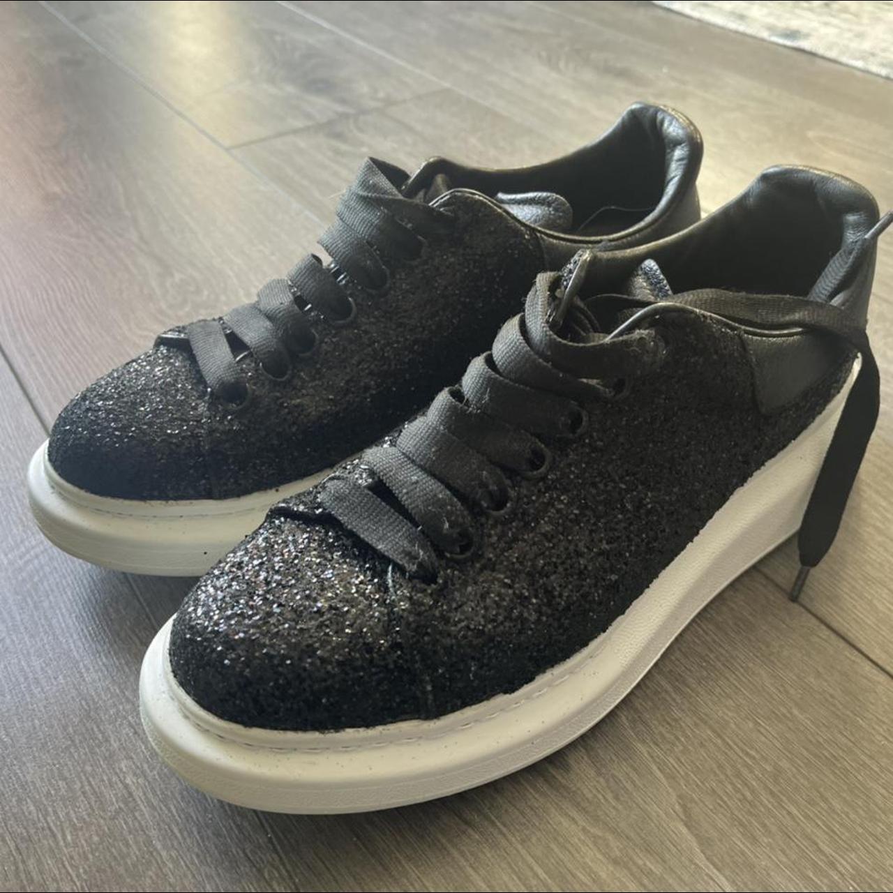 Black glitter alexander outlet mqueens