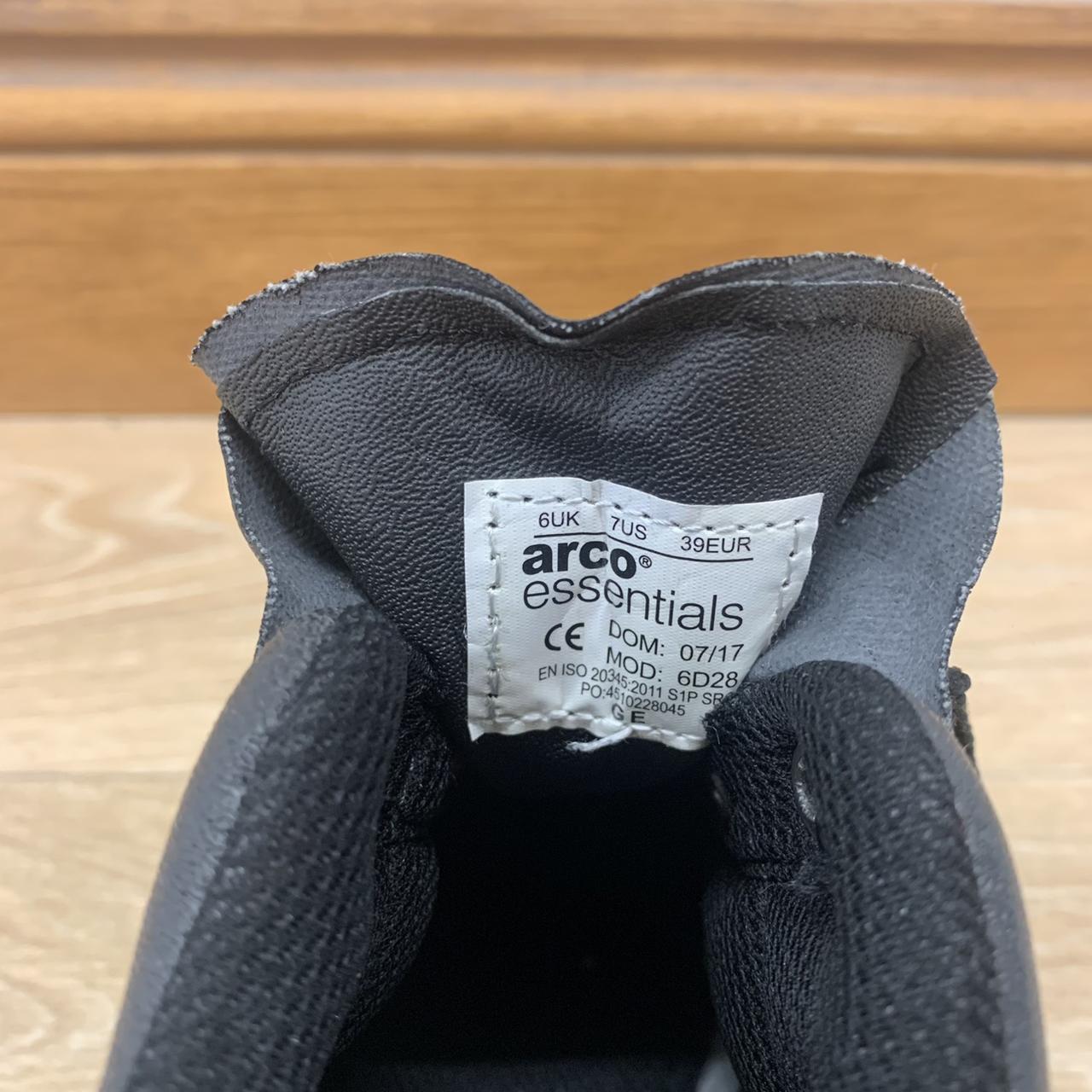 Arco essentials hot sale safety boots